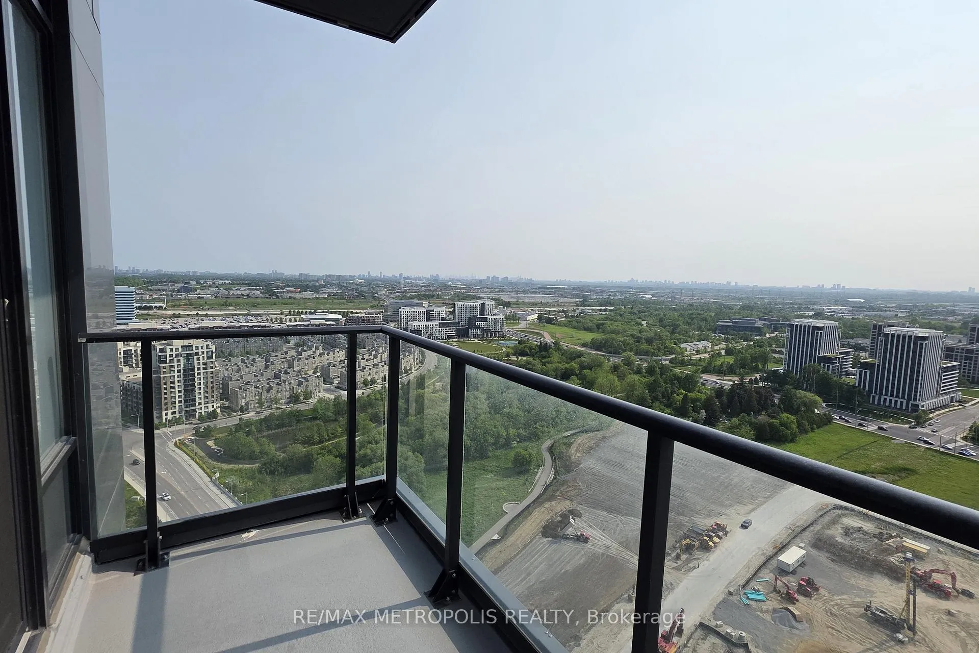 Photo 21 of Unit 3505, 8 Water Walk Drive, Markham, Unionville — HOMEH