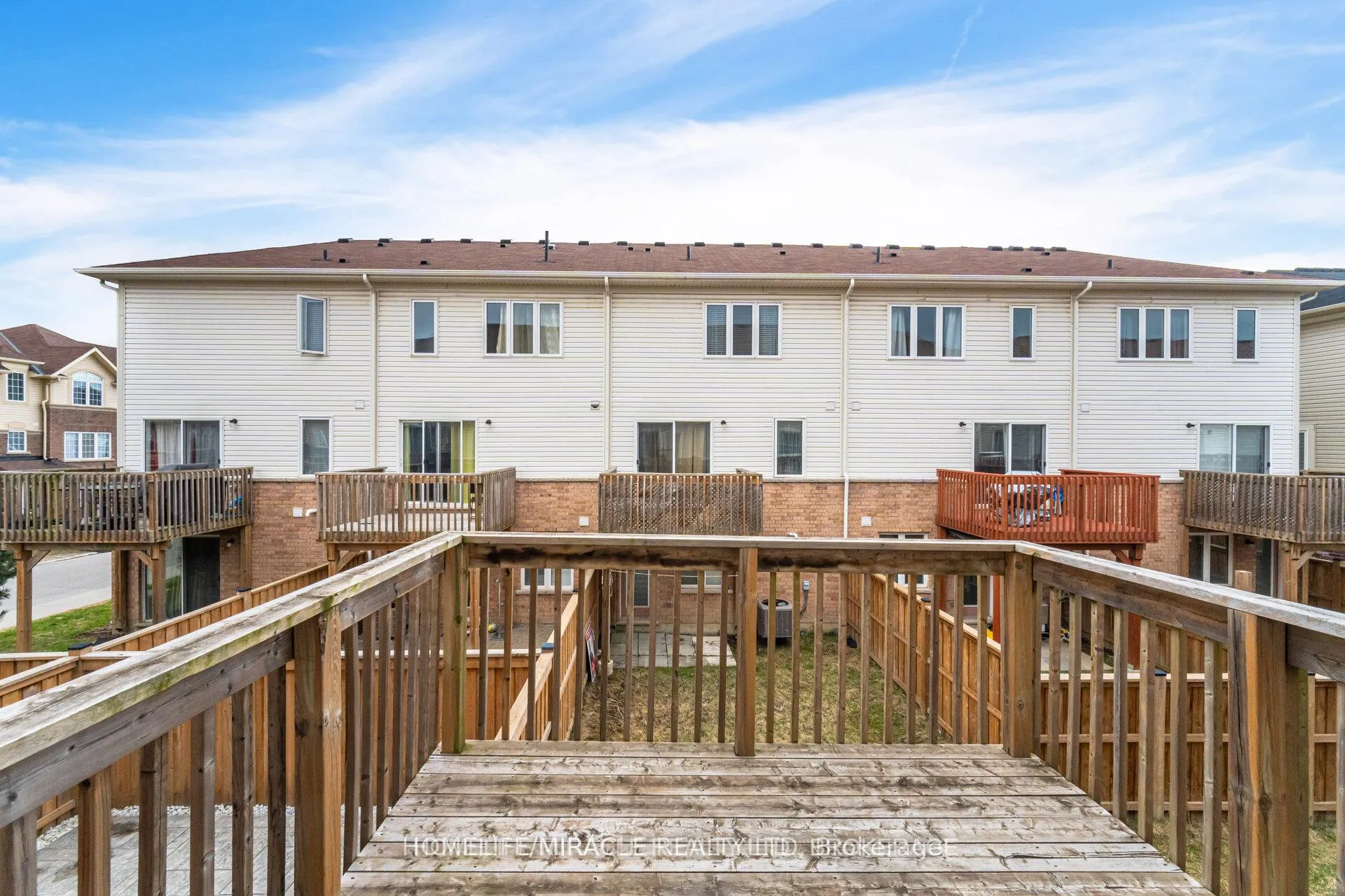 Photo 14 of 18 Kenridge Terrace, Hamilton, Stoney Creek — HOMEH