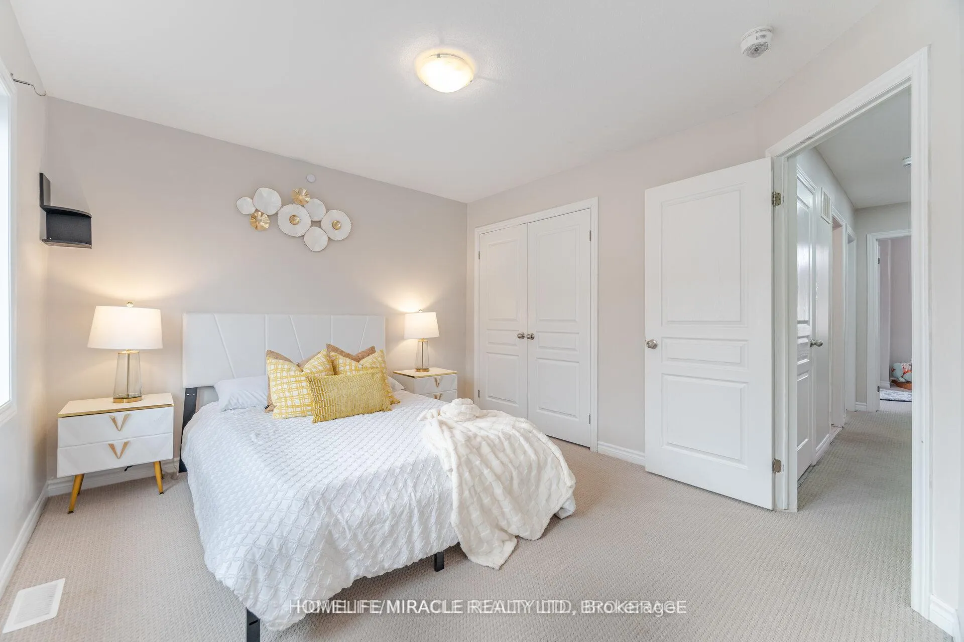 Photo 19 of 18 Kenridge Terrace, Hamilton, Stoney Creek — HOMEH