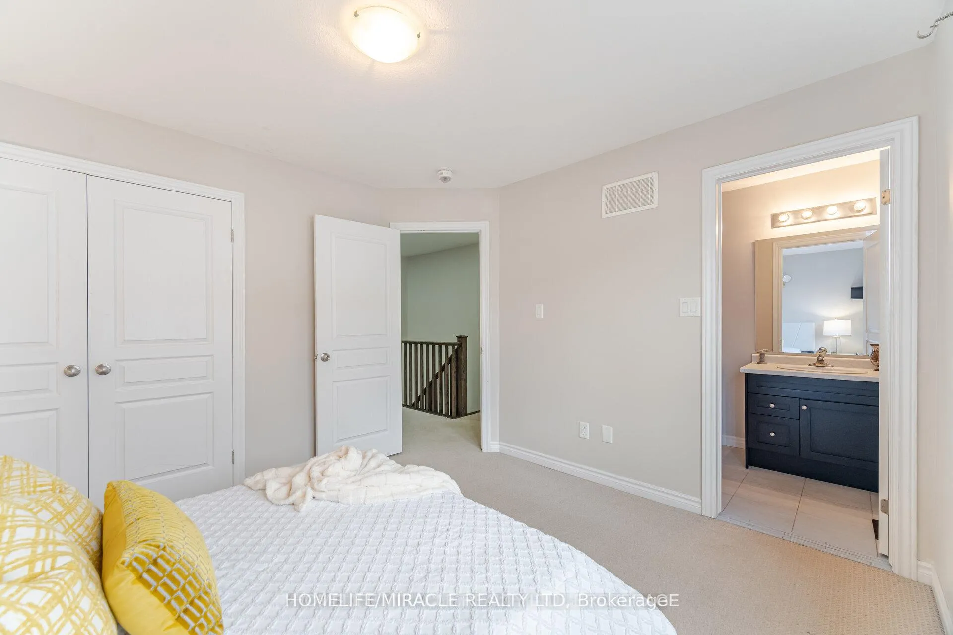 Photo 20 of 18 Kenridge Terrace, Hamilton, Stoney Creek — HOMEH