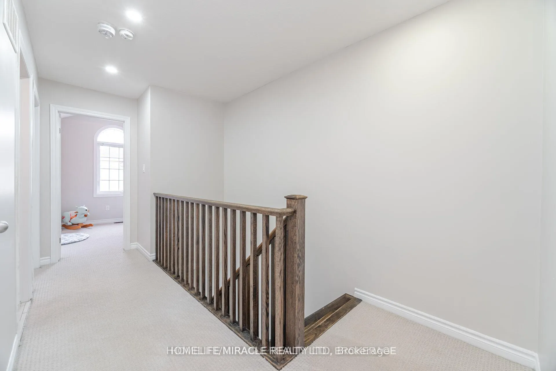Photo 22 of 18 Kenridge Terrace, Hamilton, Stoney Creek — HOMEH