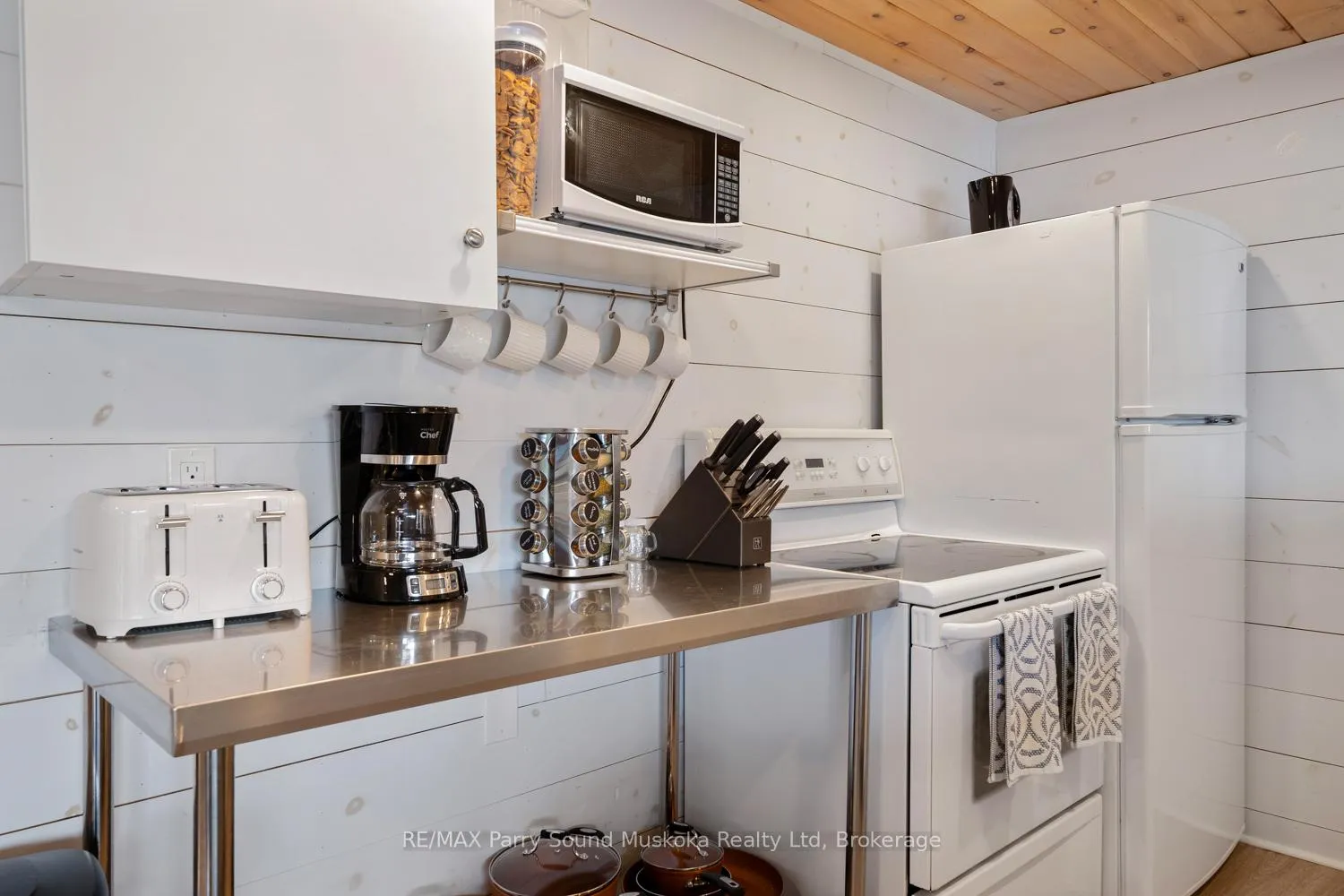 Photo 12 of 3 Macey Drive, Whitestone — HOMEH