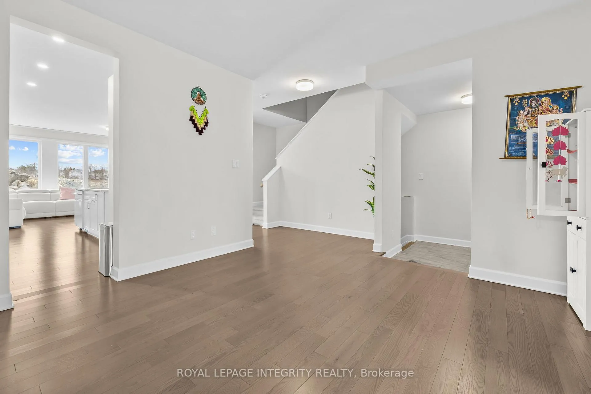 Photo 5 of 1081 Cope Drive, Ottawa, Stittsville (South) — HOMEH