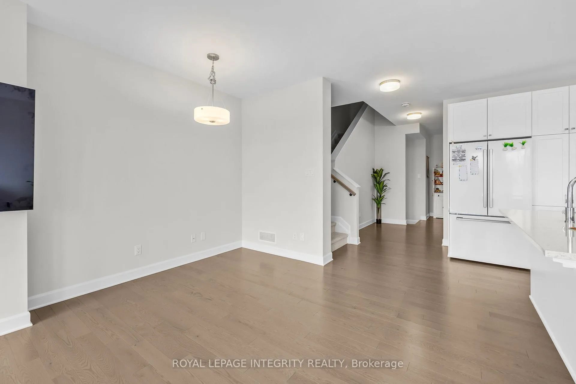 Photo 10 of 1081 Cope Drive, Ottawa, Stittsville (South) — HOMEH