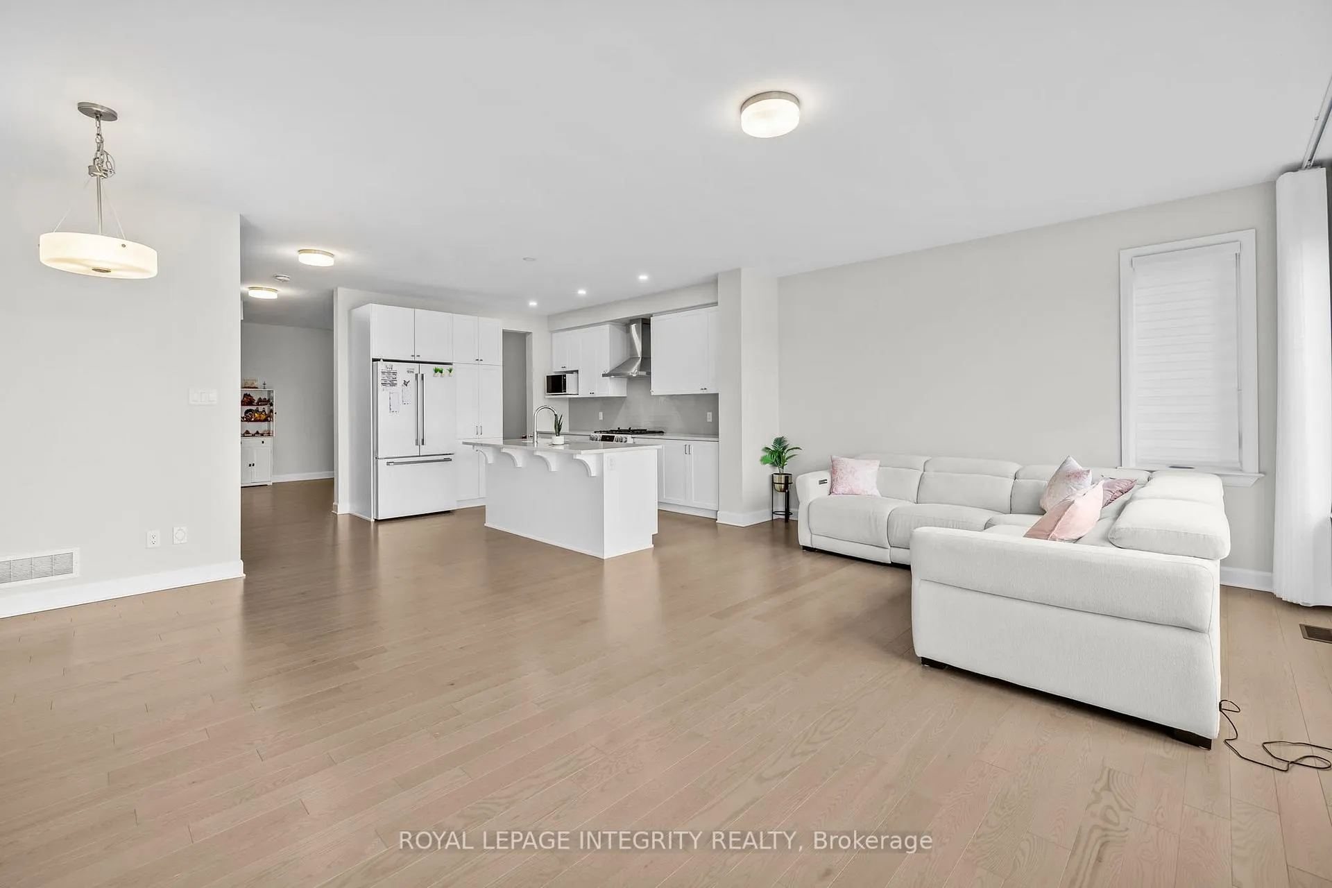Photo 11 of 1081 Cope Drive, Ottawa, Stittsville (South) — HOMEH