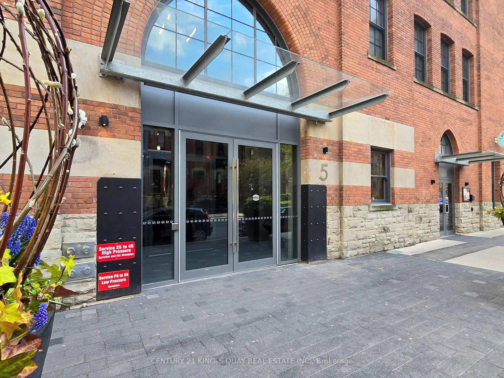Photo 2 of Unit 1603, 5 St Joseph Street, Toronto, Bay Street Corridor — HOMEH