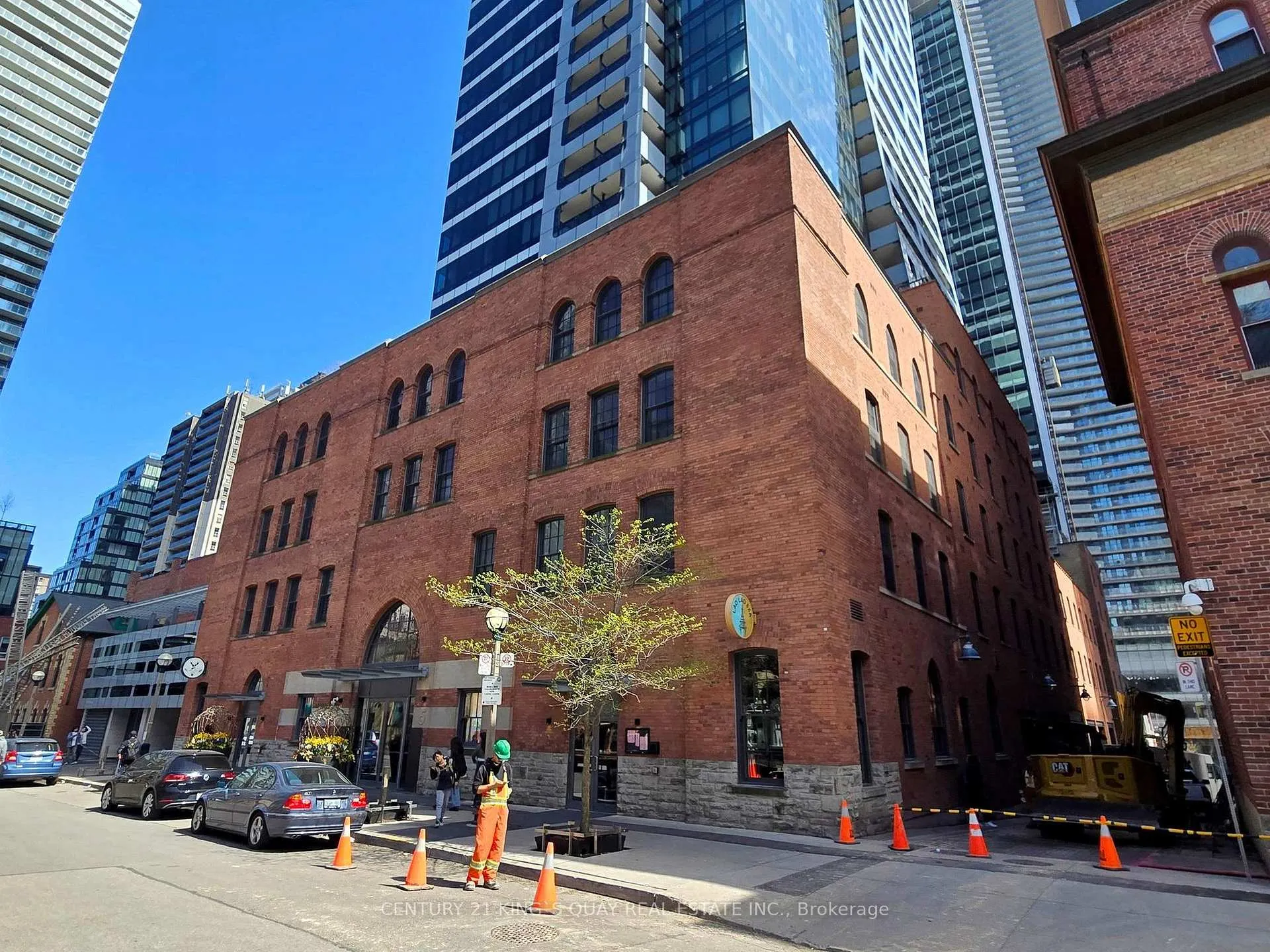 Photo 15 of Unit 1603, 5 St Joseph Street, Toronto, Bay Street Corridor — HOMEH