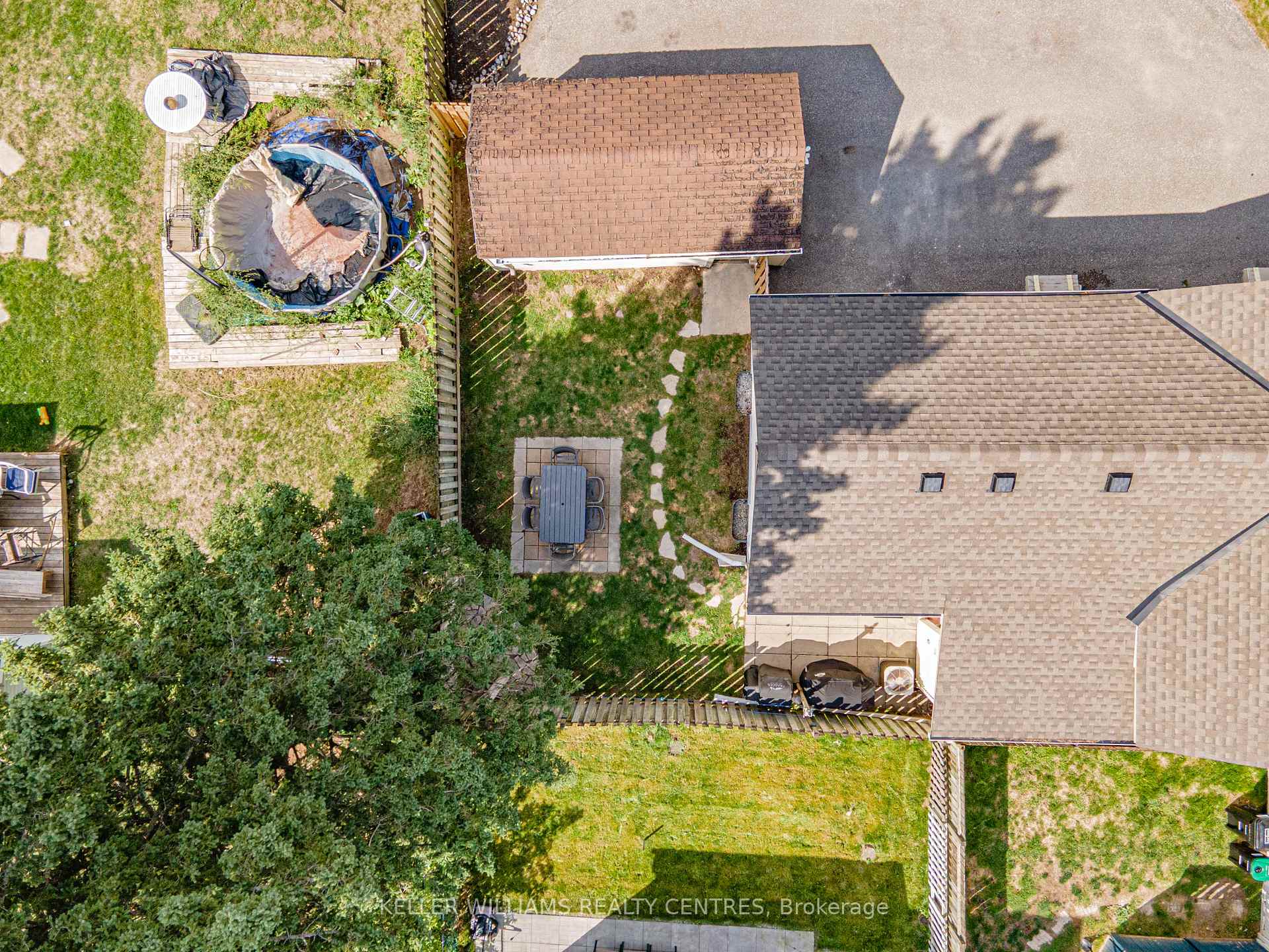 Photo 9 of 61 Victoria Street, Barrie, Sanford — HOMEH