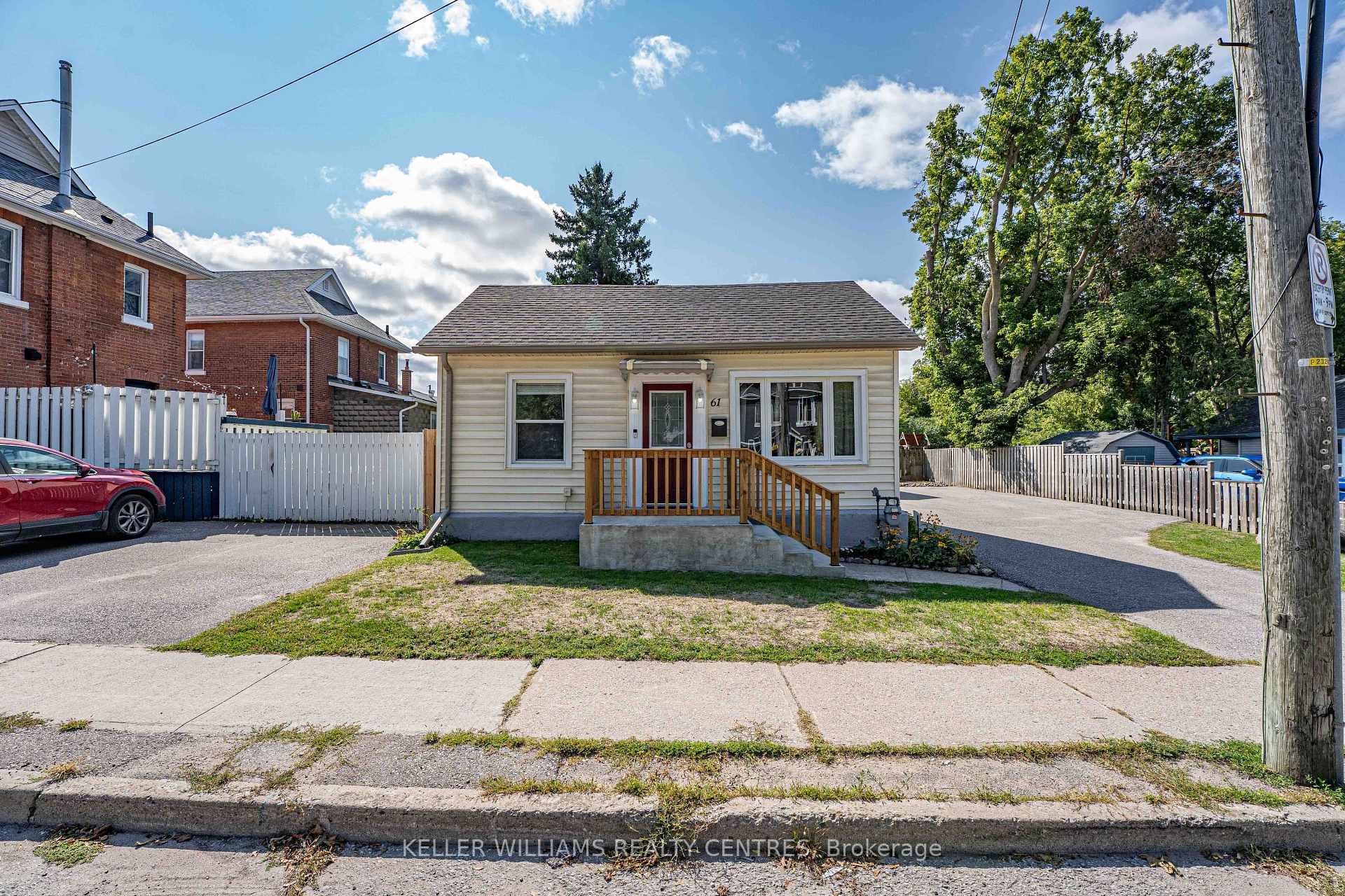 Photo 14 of 61 Victoria Street, Barrie, Sanford — HOMEH