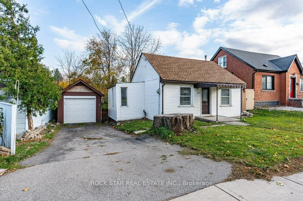Photo 2 of 937 Garth Street, Hamilton, Westcliffe — HOMEH
