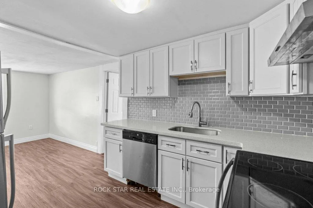 Photo 9 of 937 Garth Street, Hamilton, Westcliffe — HOMEH