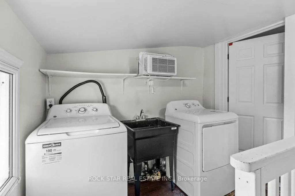 Photo 23 of 937 Garth Street, Hamilton, Westcliffe — HOMEH