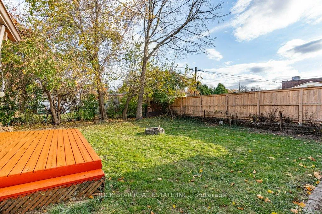 Photo 25 of 937 Garth Street, Hamilton, Westcliffe — HOMEH