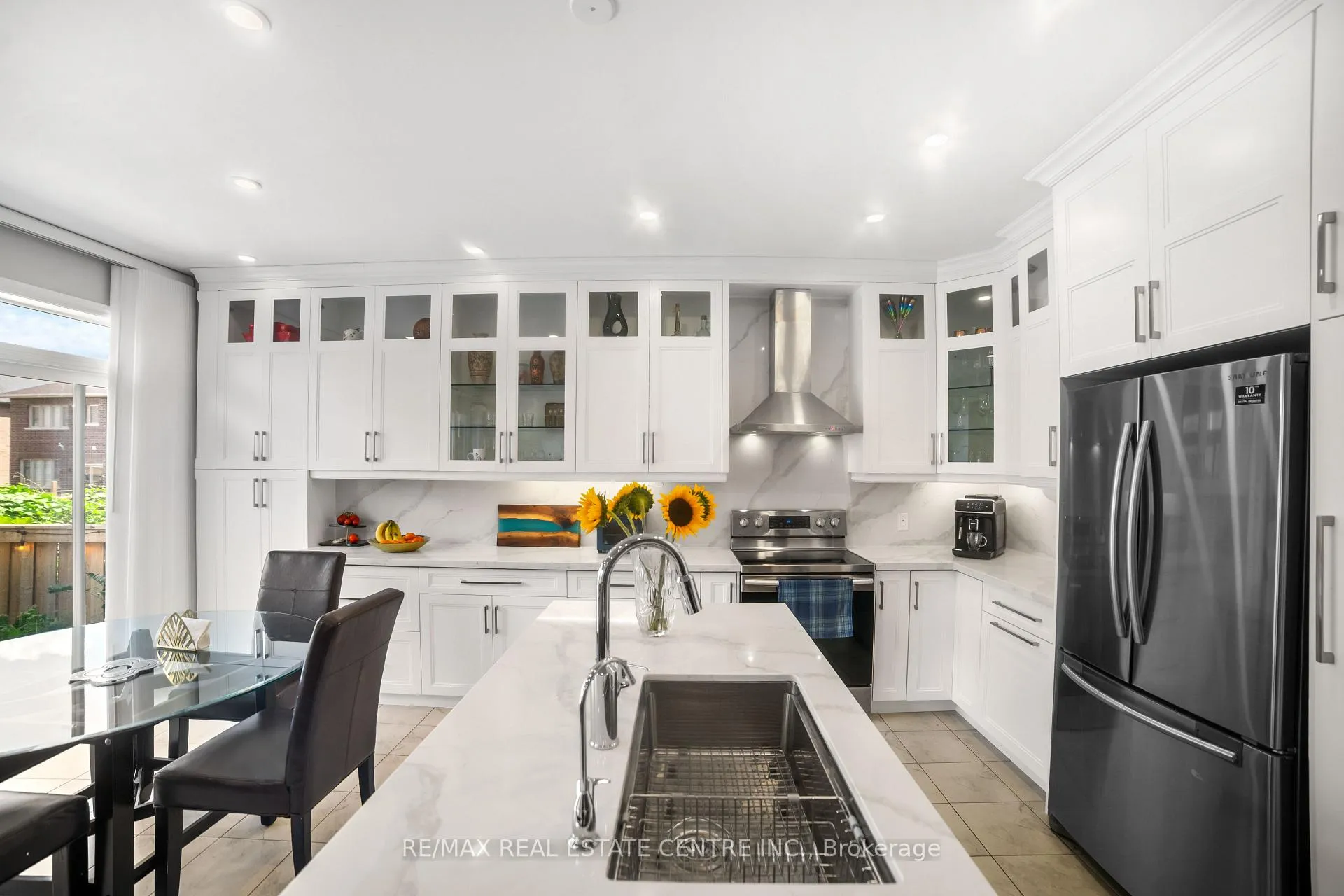 Photo 7 of 1106 Cactus Crescent, Pickering, Rural Pickering — HOMEH