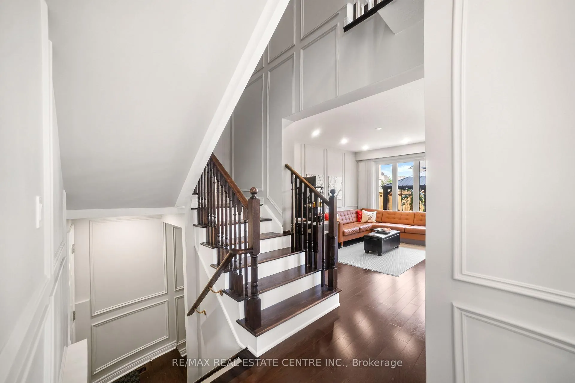 Photo 18 of 1106 Cactus Crescent, Pickering, Rural Pickering — HOMEH