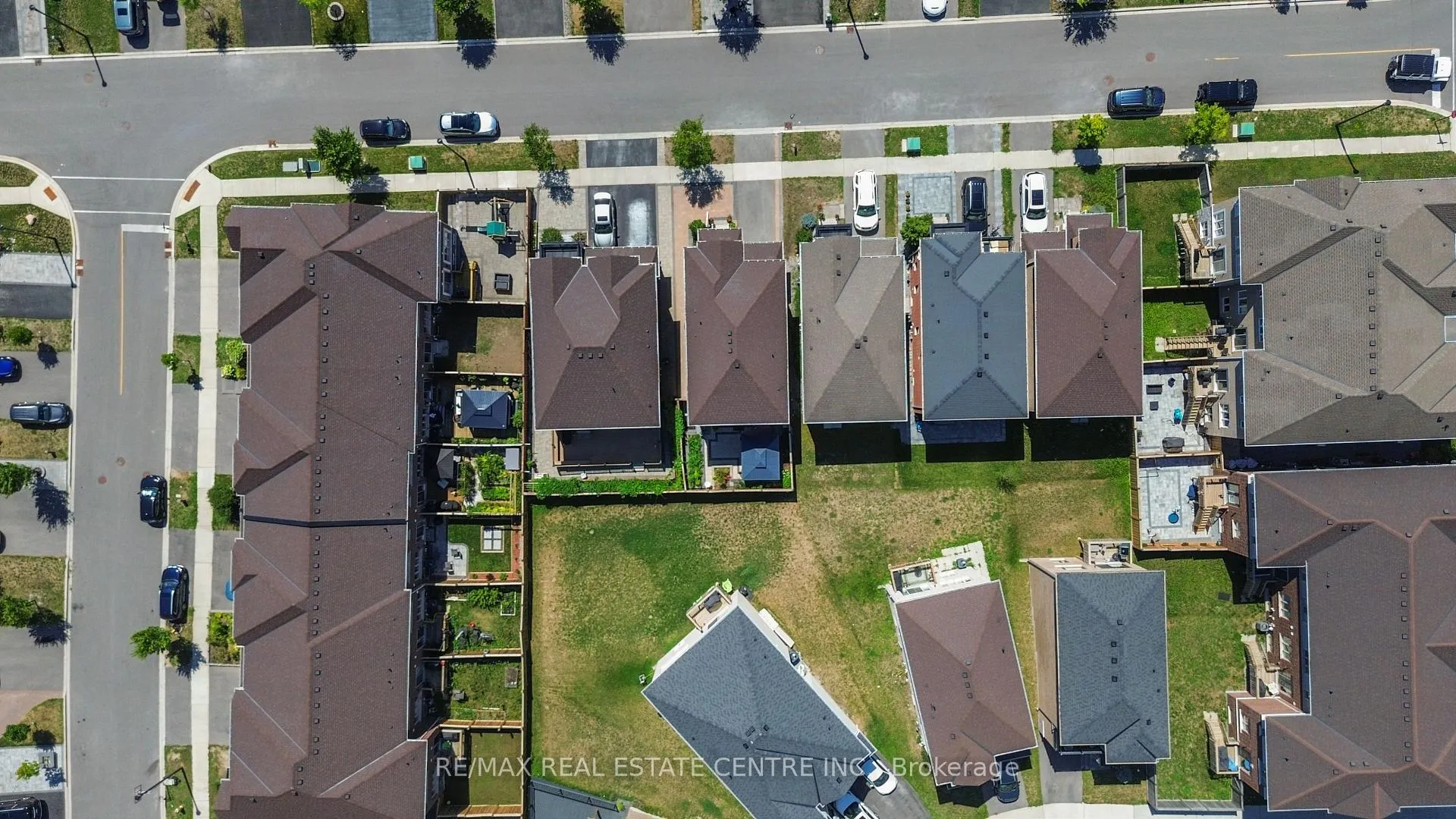 Photo 39 of 1106 Cactus Crescent, Pickering, Rural Pickering — HOMEH