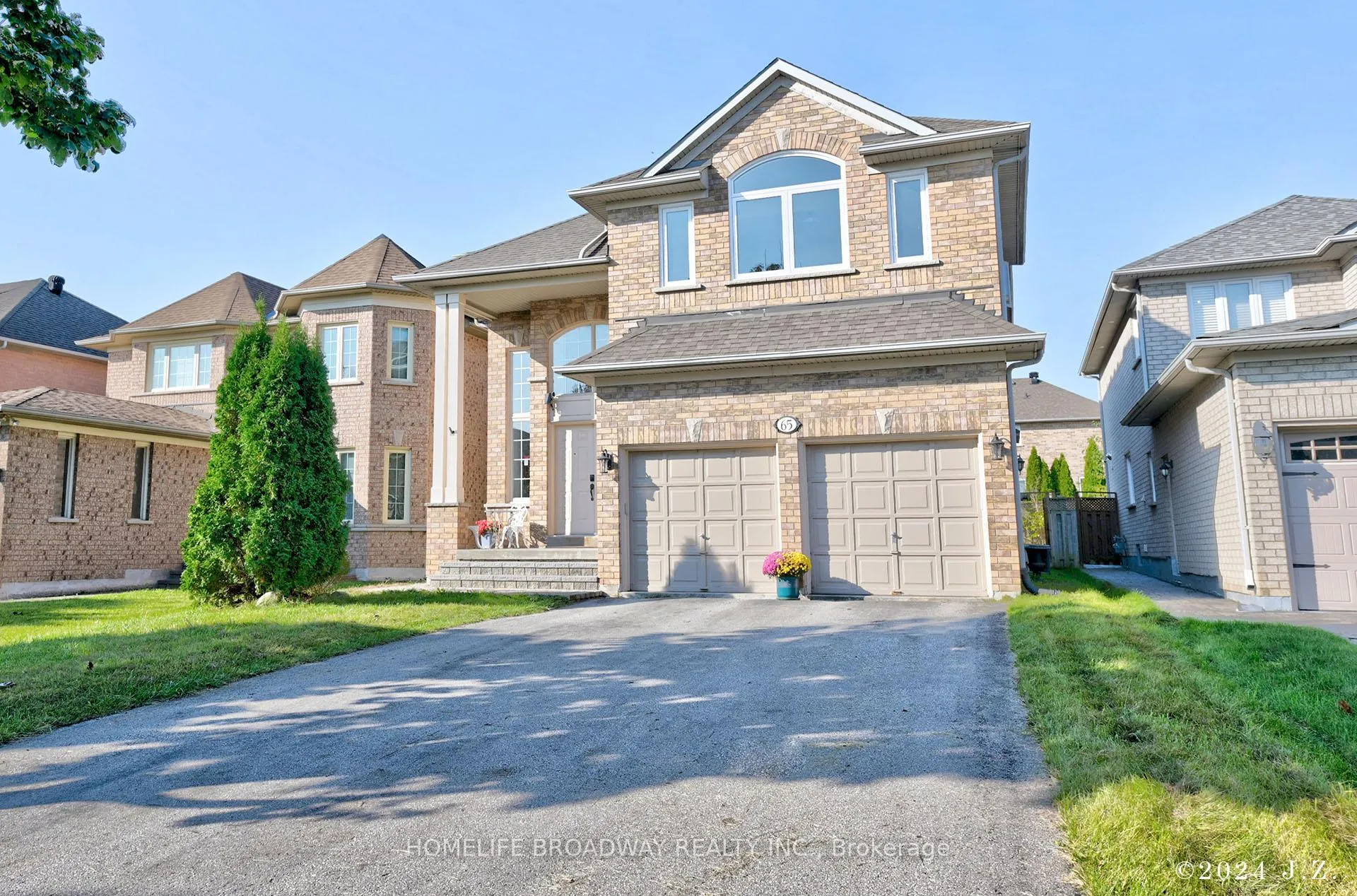 Photo 2 of 65 Grandlea Crescent, Markham, Rouge Fairways — HOMEH