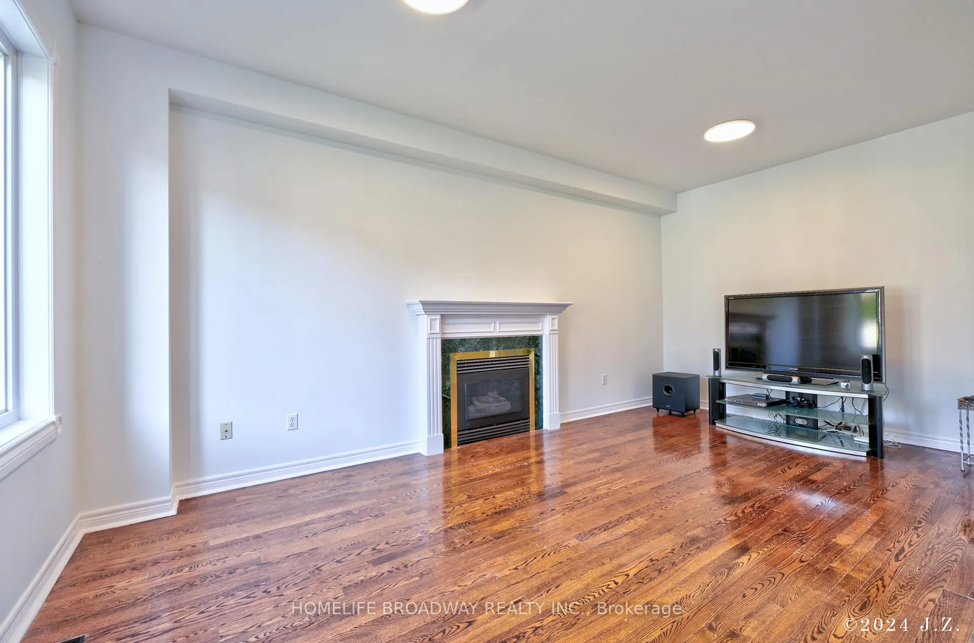 Photo 8 of 65 Grandlea Crescent, Markham, Rouge Fairways — HOMEH