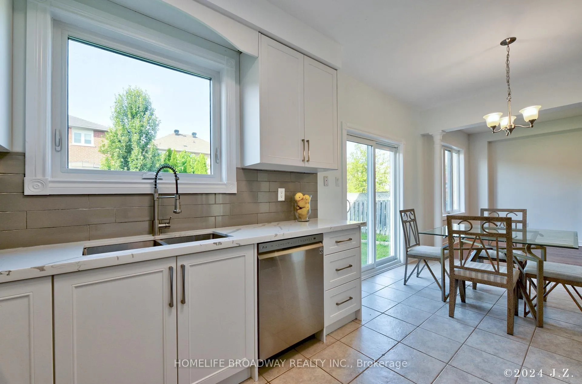 Photo 13 of 65 Grandlea Crescent, Markham, Rouge Fairways — HOMEH