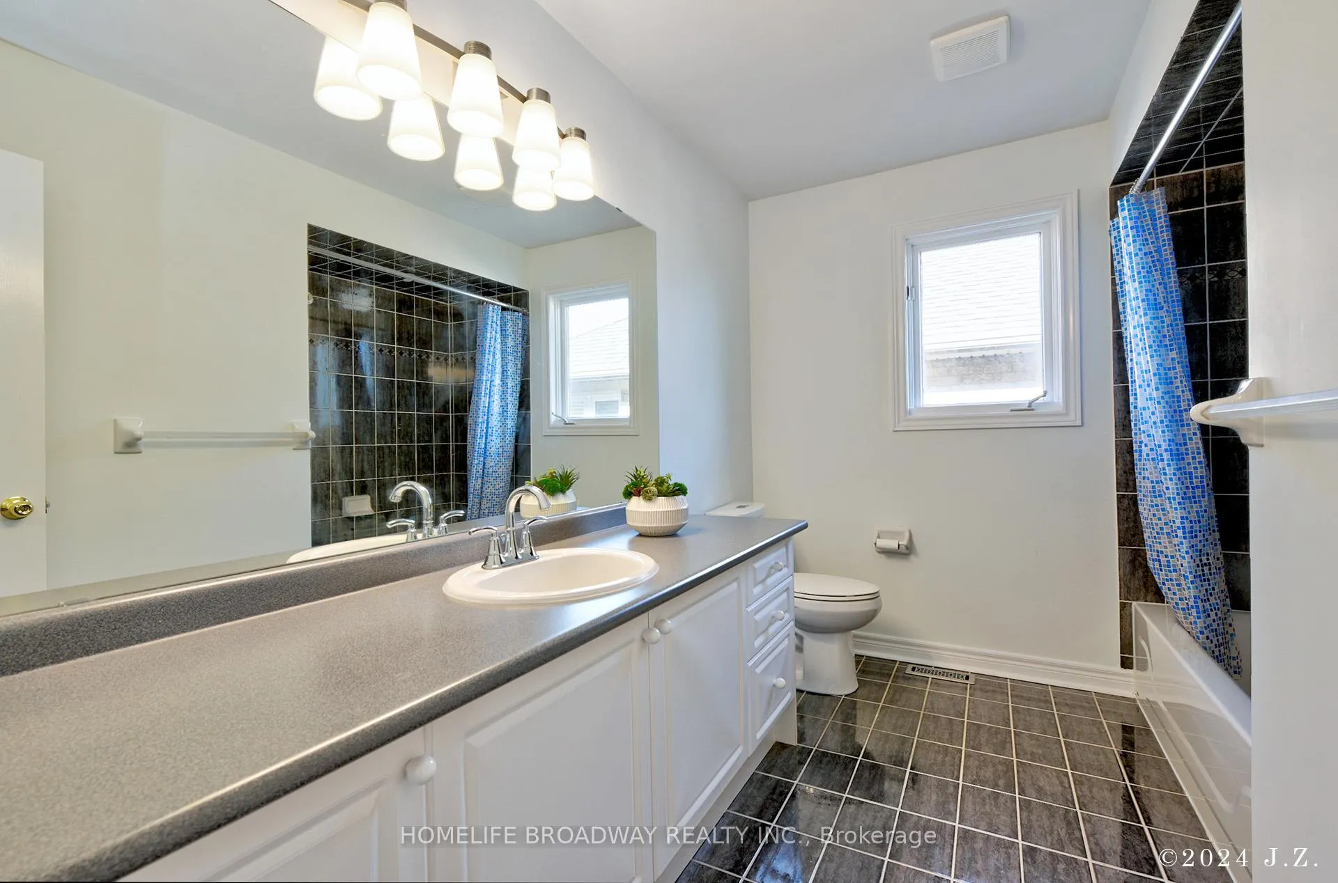 Photo 27 of 65 Grandlea Crescent, Markham, Rouge Fairways — HOMEH