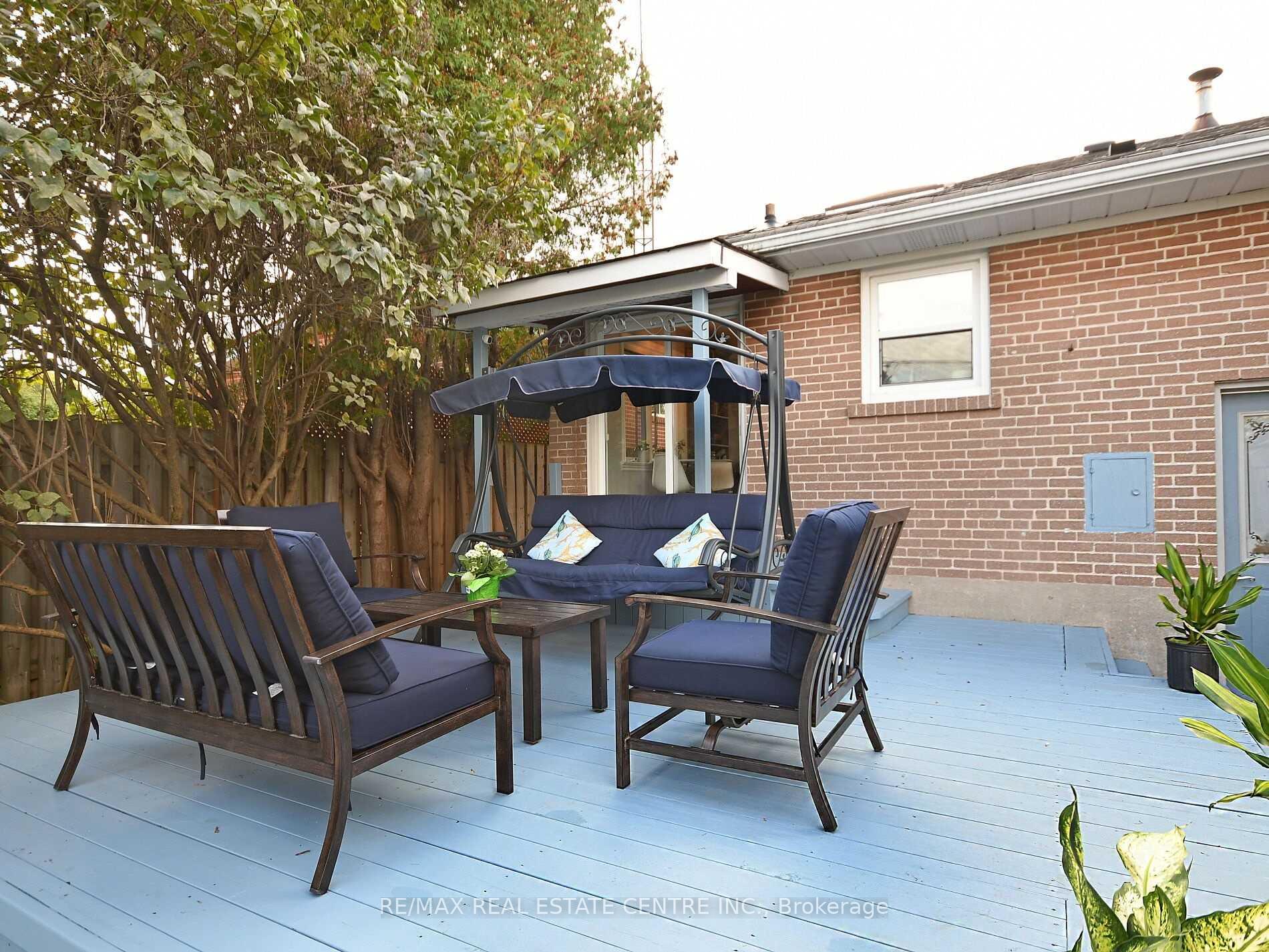 Photo 12 of 7 Lesbury Avenue, Brampton, Brampton East — HOMEH