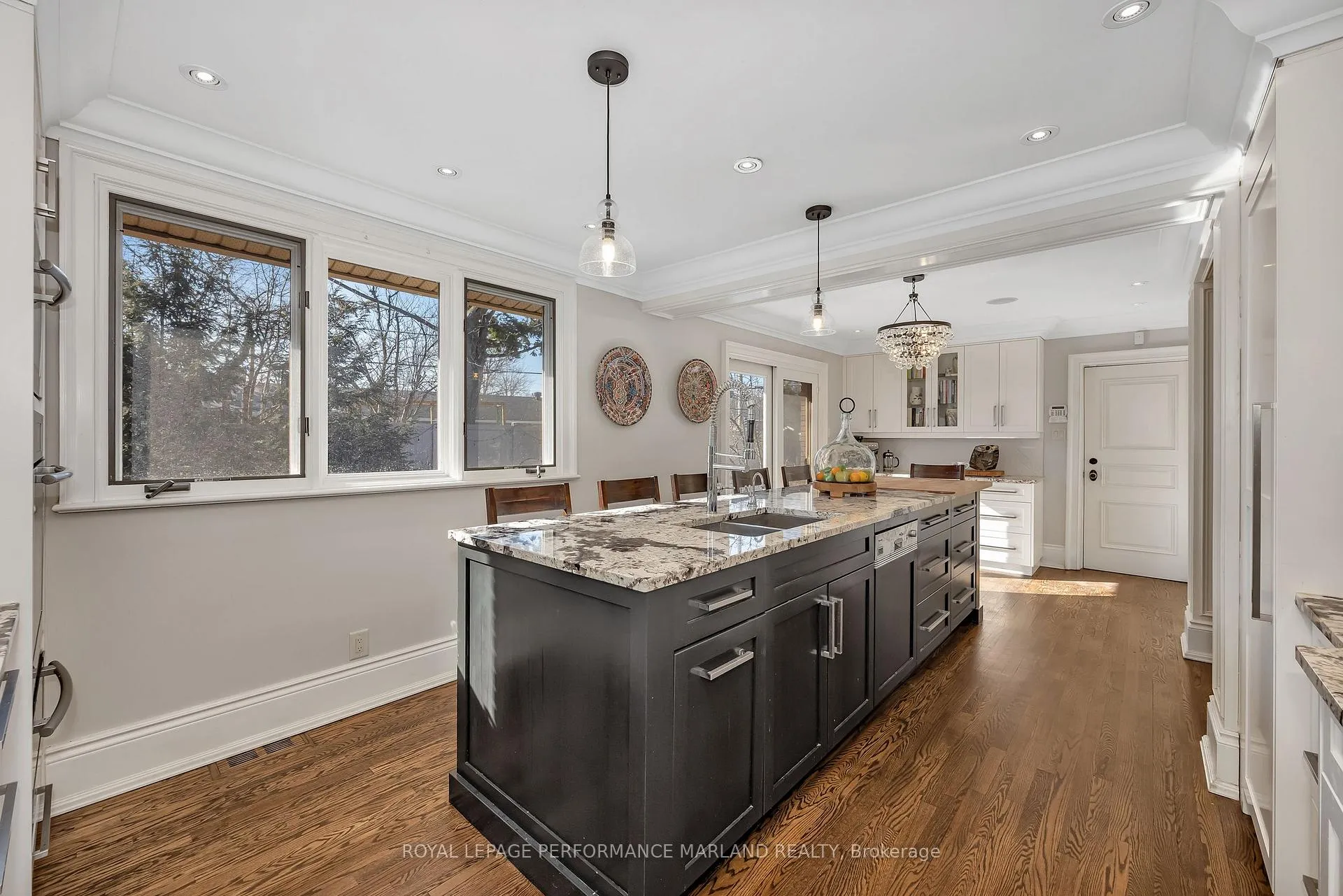 Photo 8 of 1954 Lenester Avenue, Ottawa, McKellar Heights/Glabar Park — HOMEH