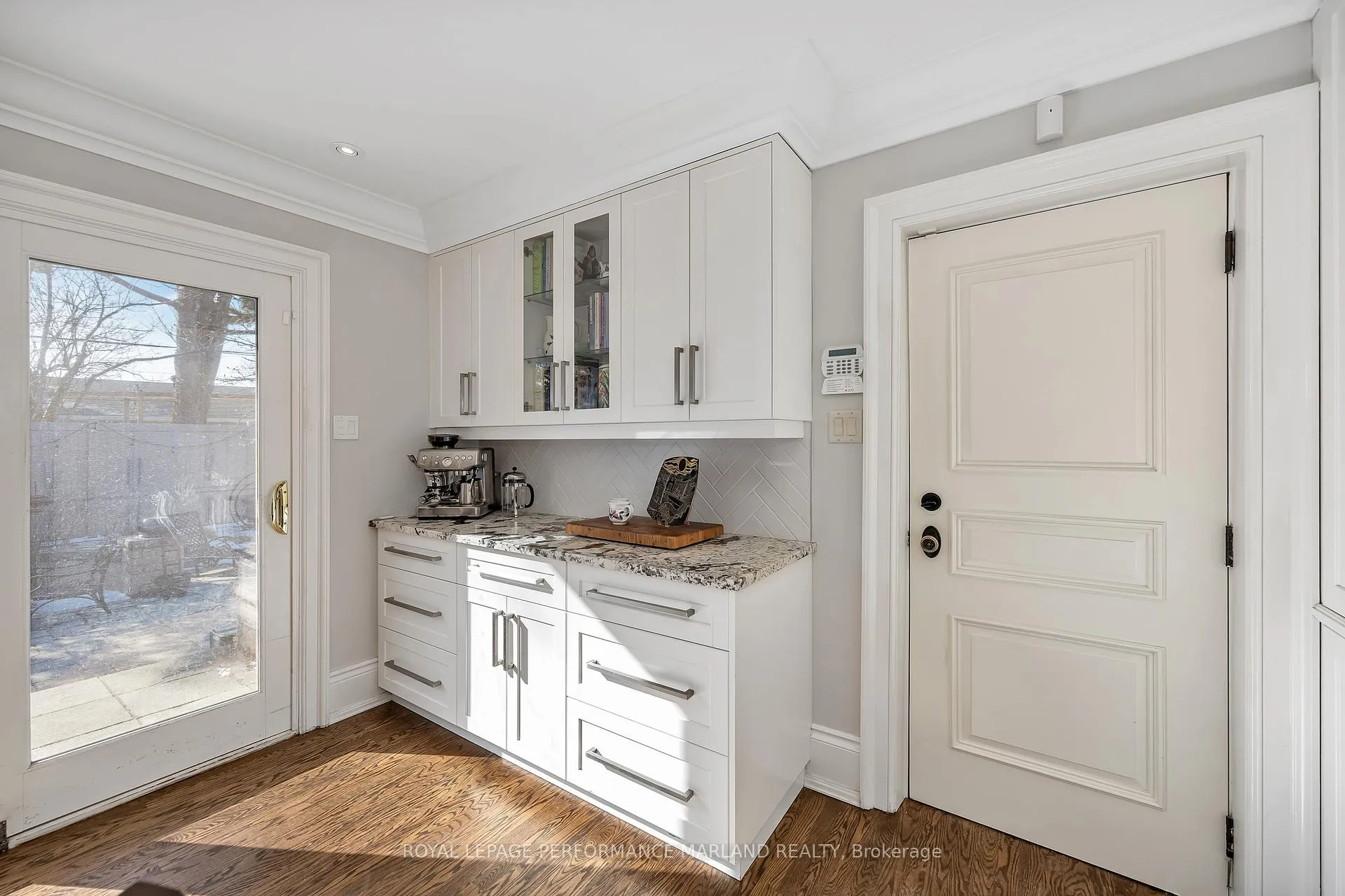 Photo 12 of 1954 Lenester Avenue, Ottawa, McKellar Heights/Glabar Park — HOMEH