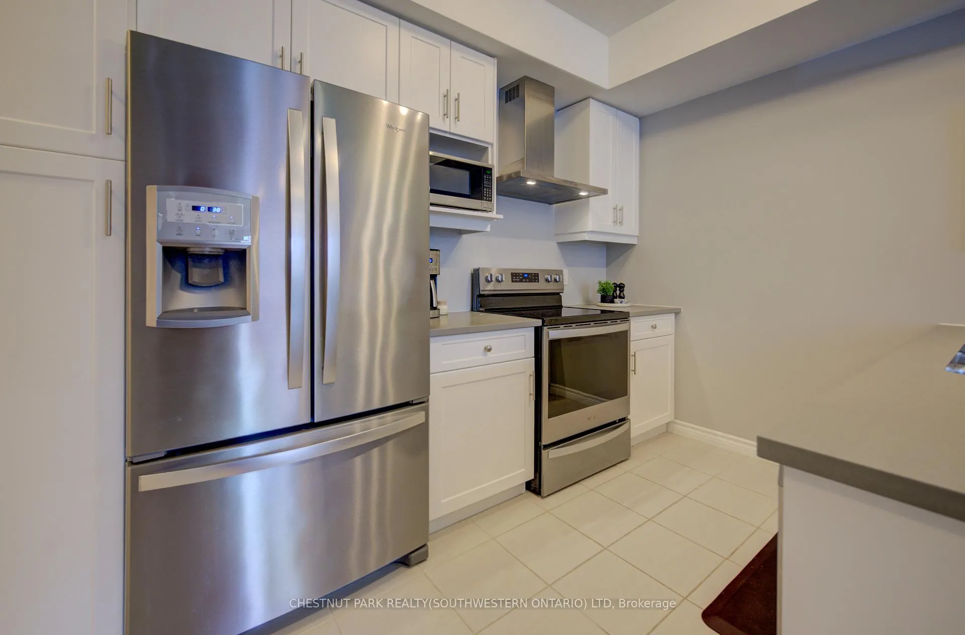 Photo 7 of 156 Wheat Lane, Kitchener, Pioneer Park/Doon/Wyldwoods — HOMEH