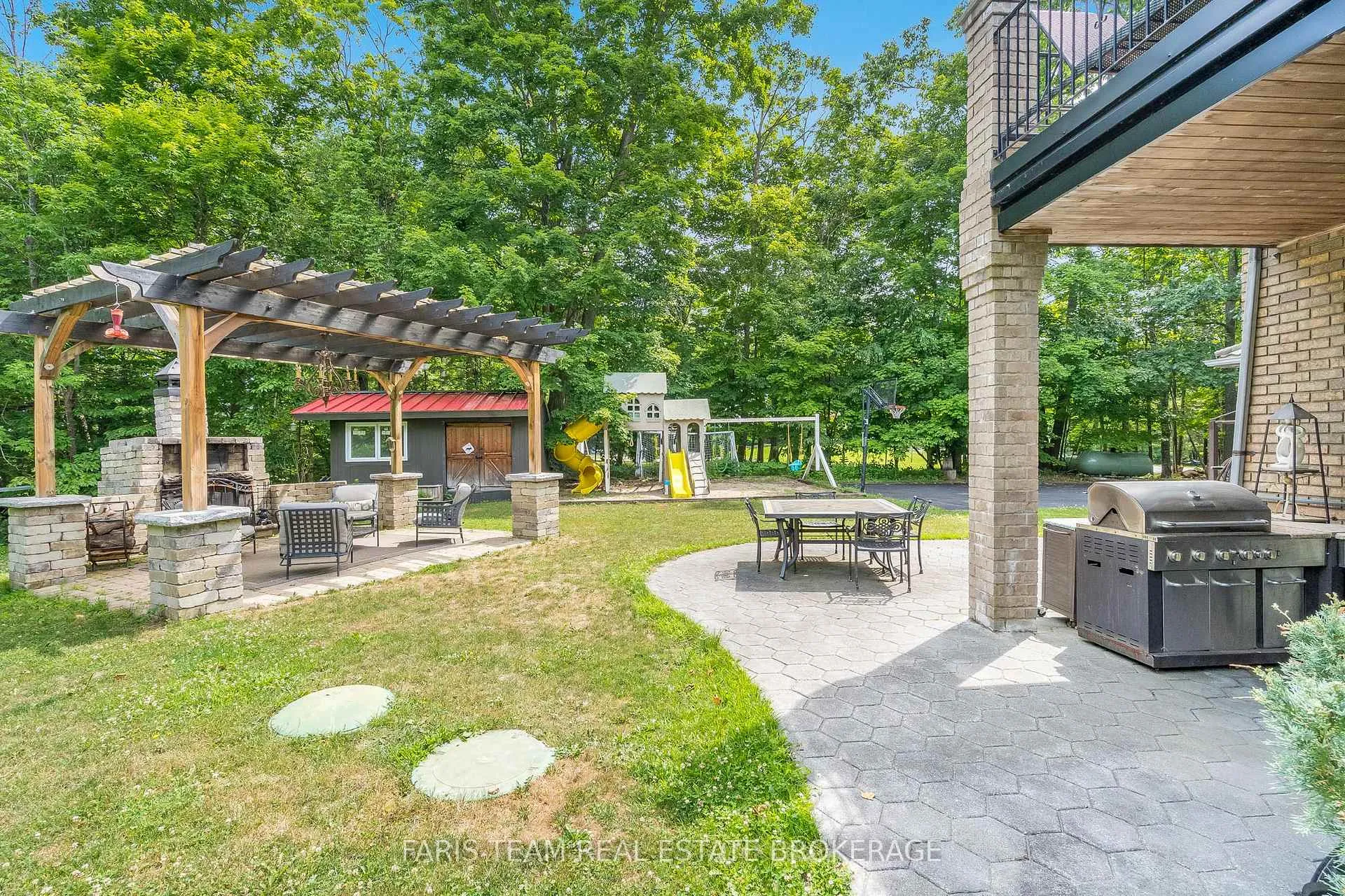 Photo 42 of 1826 Quantz Crescent, Innisfil, Rural Innisfil — HOMEH