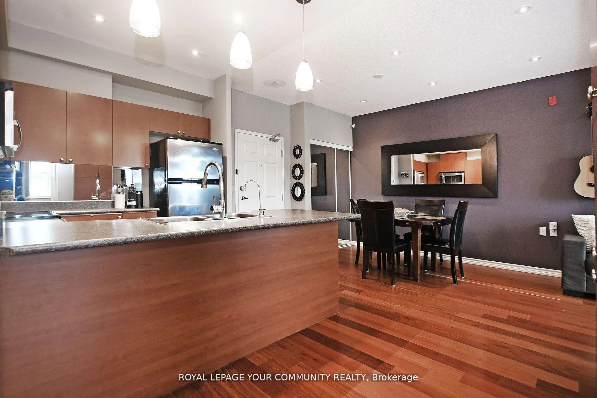Photo 14 of Unit 306, 15450 Yonge Street, Aurora, Aurora Heights — HOMEH