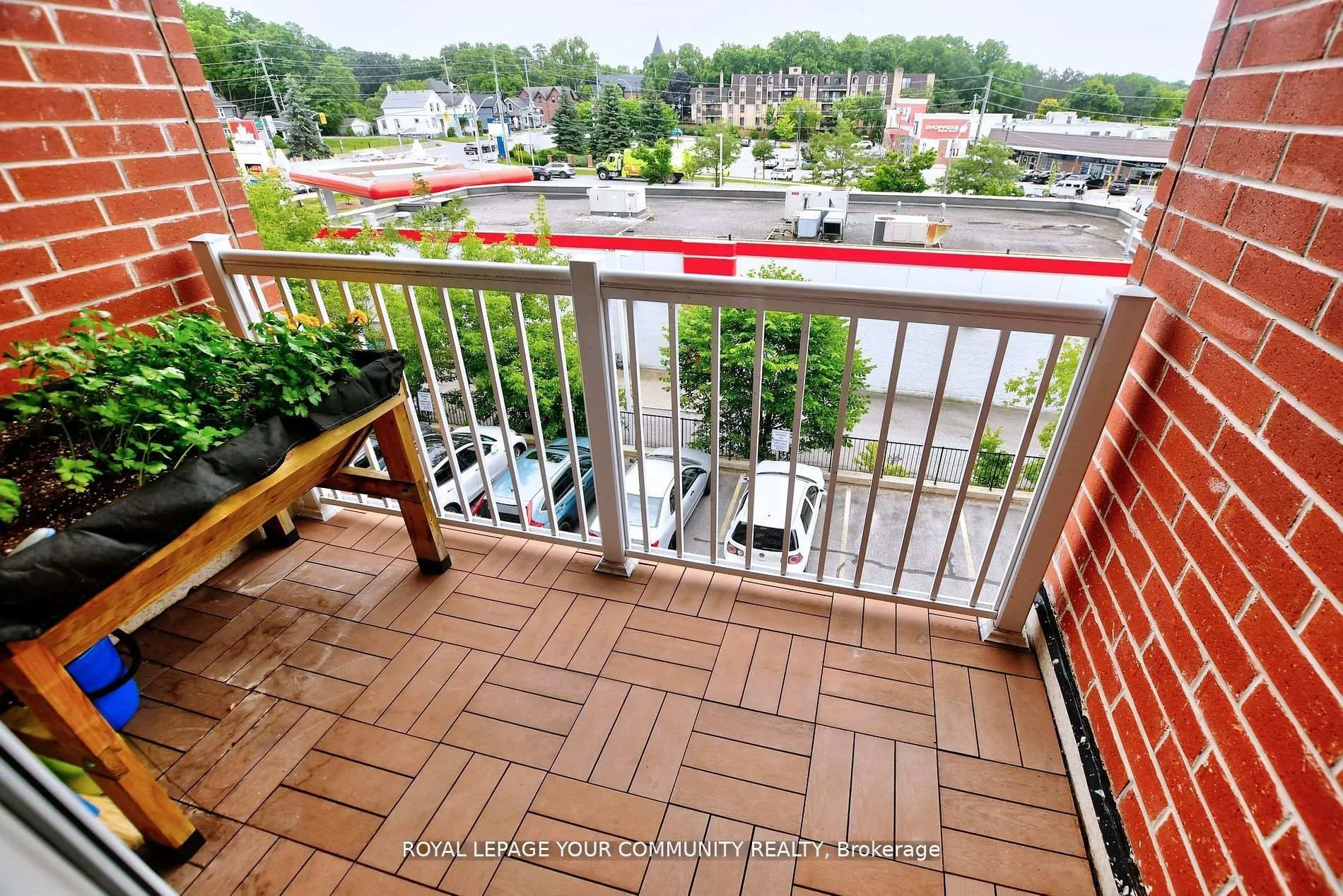 Photo 21 of Unit 306, 15450 Yonge Street, Aurora, Aurora Heights — HOMEH