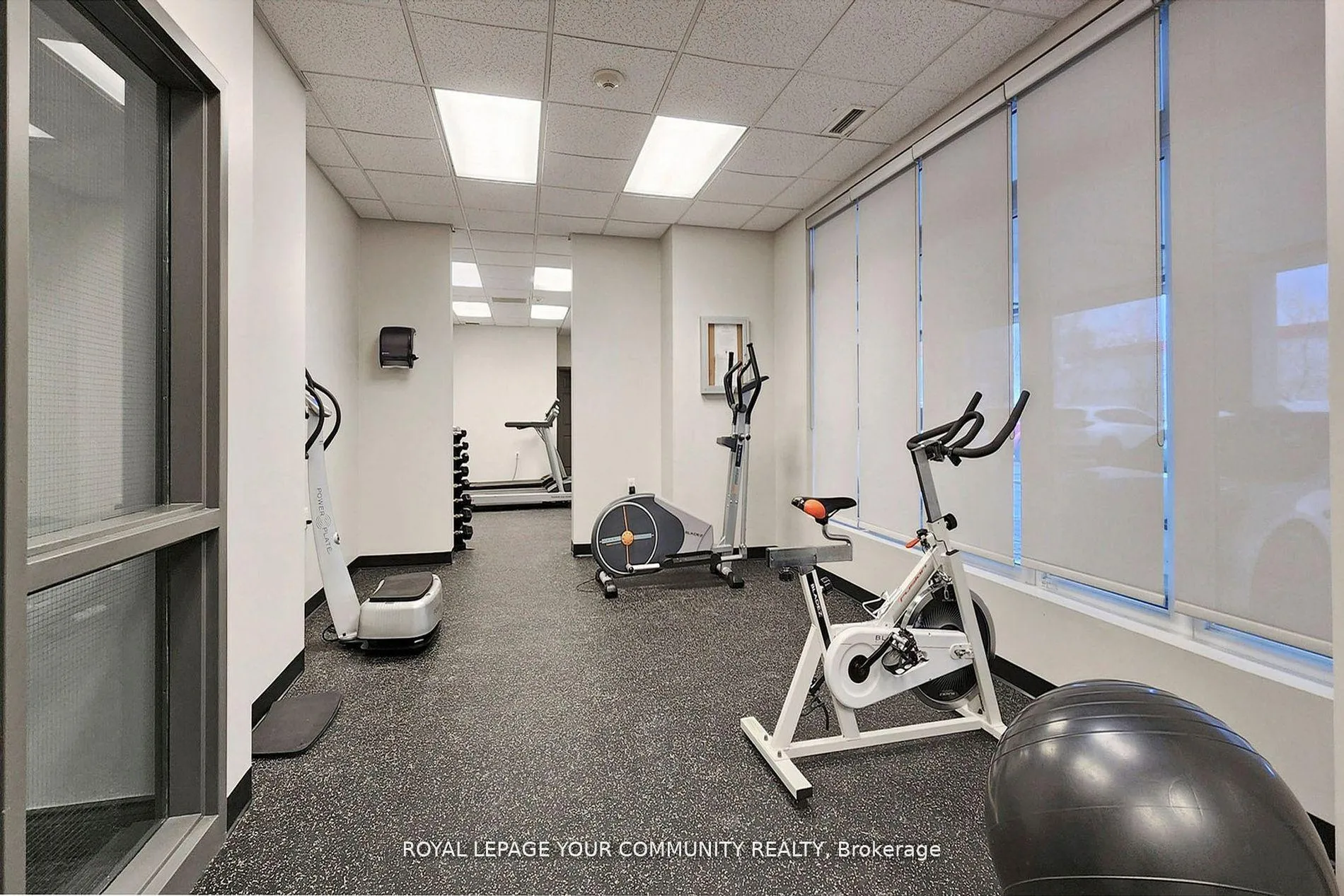 Photo 23 of Unit 306, 15450 Yonge Street, Aurora, Aurora Heights — HOMEH