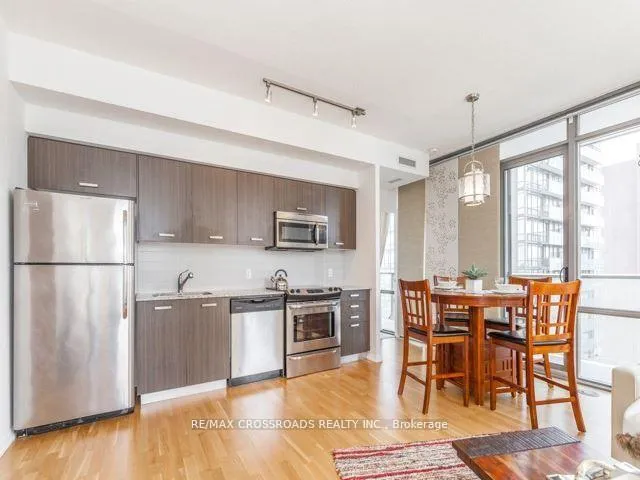 Photo 9 of Unit 1908, 832 Bay Street, Toronto, Bay Street Corridor — HOMEH