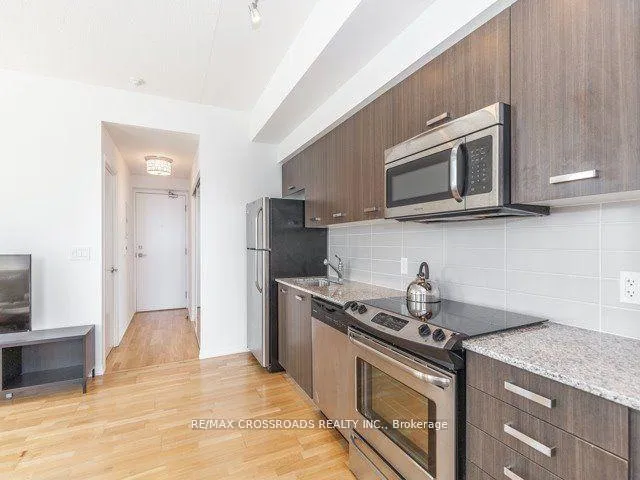 Photo 11 of Unit 1908, 832 Bay Street, Toronto, Bay Street Corridor — HOMEH