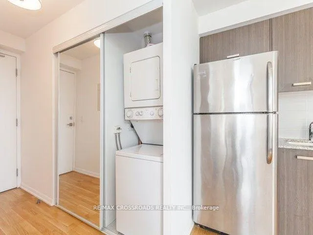 Photo 12 of Unit 1908, 832 Bay Street, Toronto, Bay Street Corridor — HOMEH