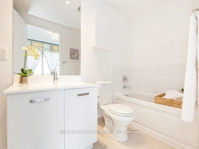 Photo 15 of Unit 1908, 832 Bay Street, Toronto, Bay Street Corridor — HOMEH