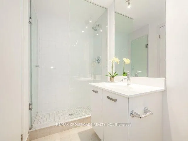 Photo 16 of Unit 1908, 832 Bay Street, Toronto, Bay Street Corridor — HOMEH