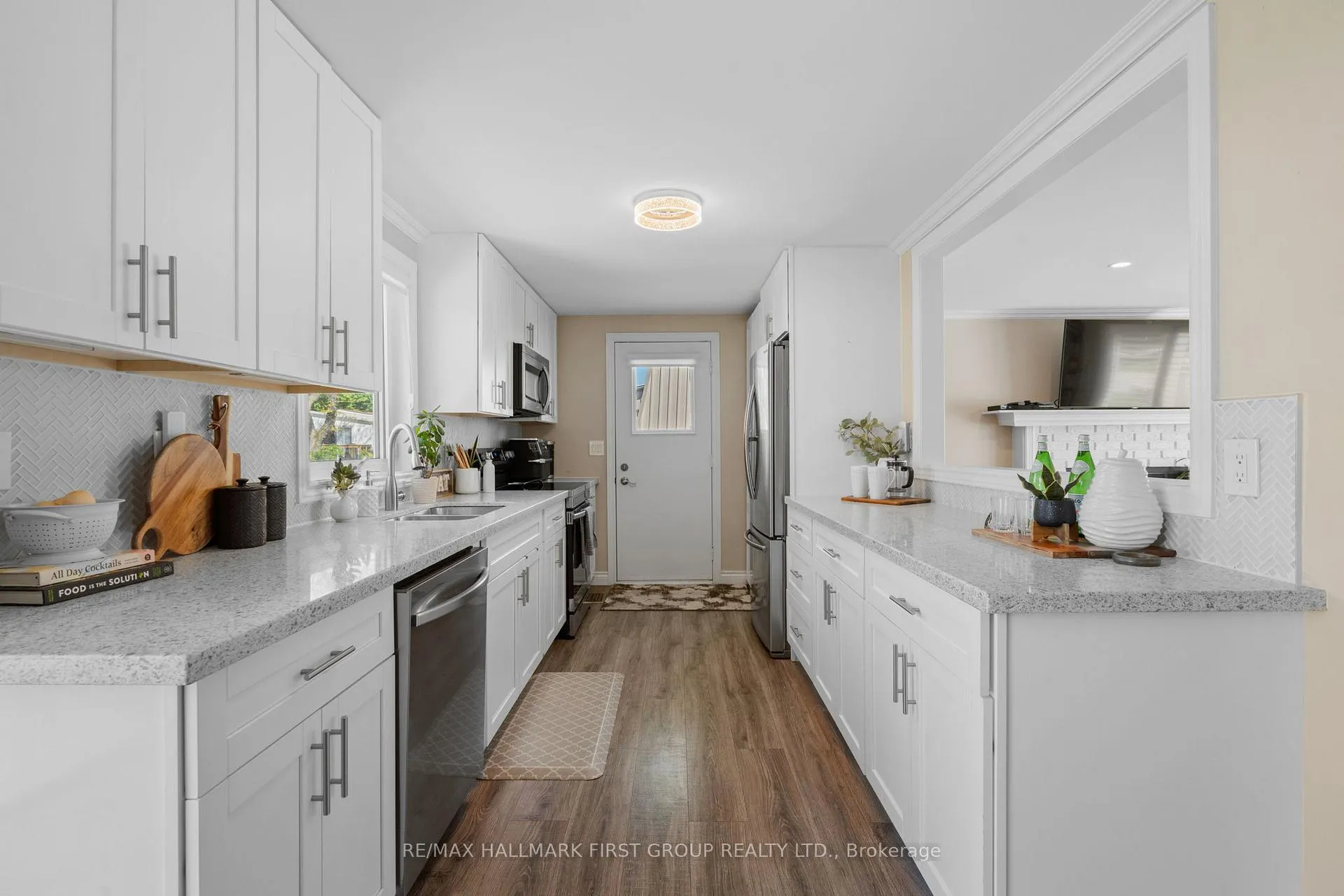 Photo 10 of 8 Kawartha Road, Clarington, Newcastle — HOMEH