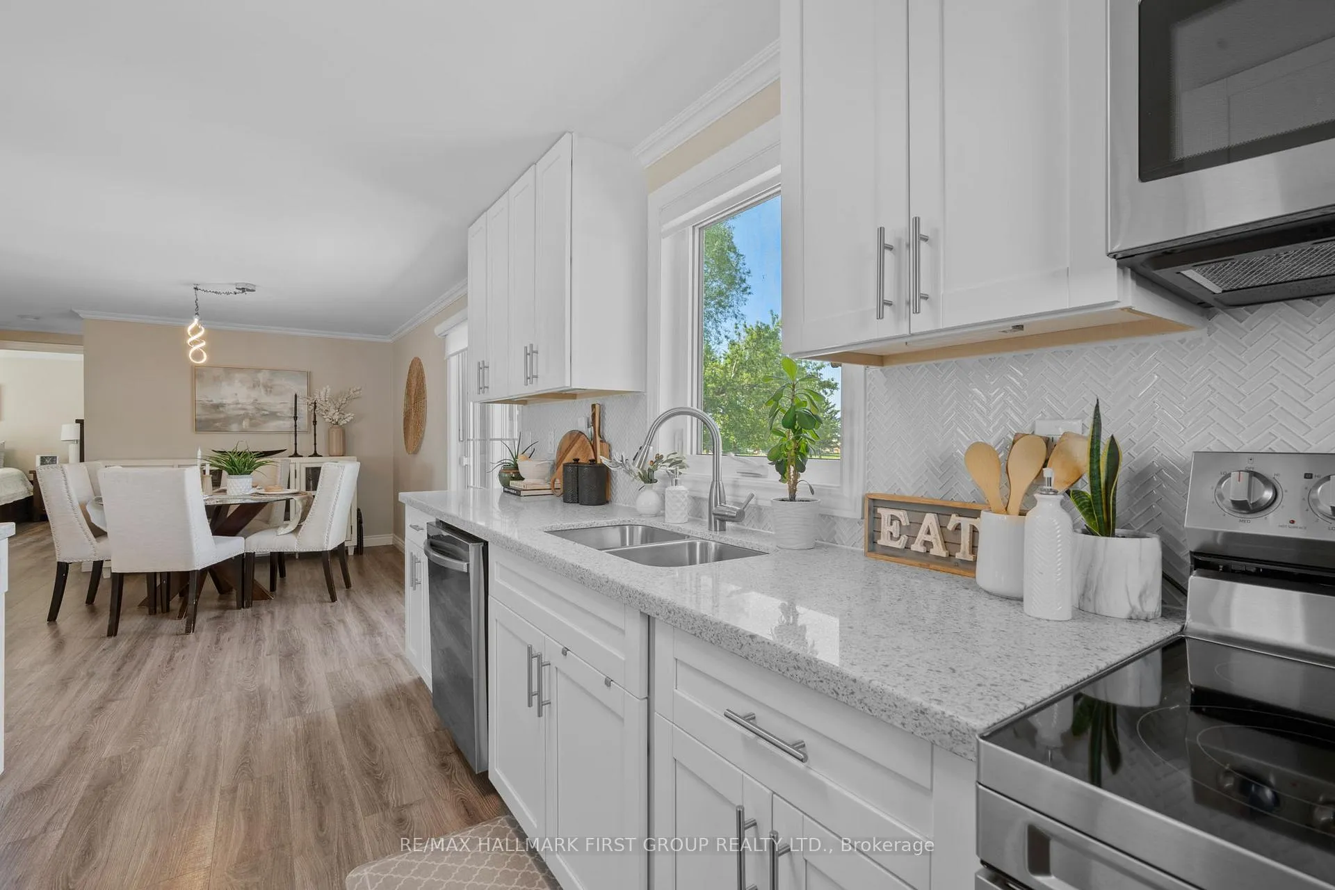 Photo 13 of 8 Kawartha Road, Clarington, Newcastle — HOMEH