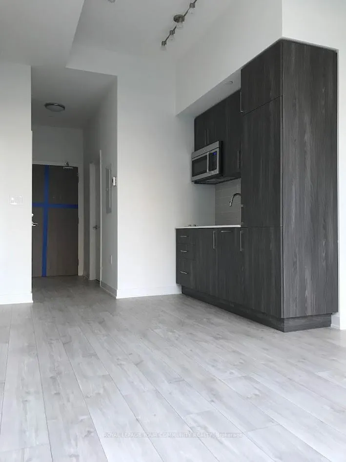 Photo 3 of Unit 823E, 576 Front Street W, Toronto, Waterfront Communities — HOMEH