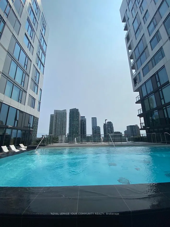 Photo 32 of Unit 823E, 576 Front Street W, Toronto, Waterfront Communities — HOMEH