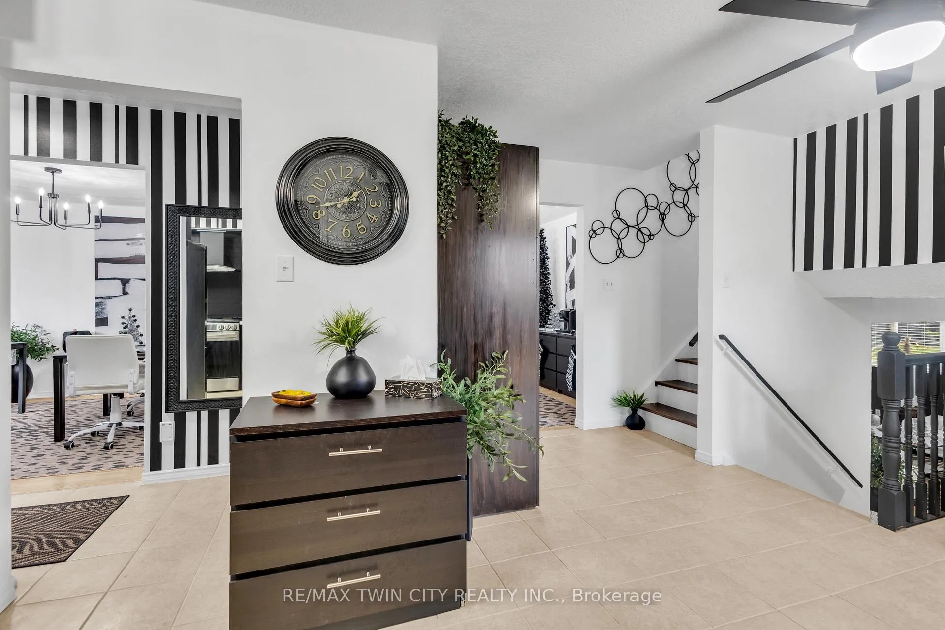 Photo 9 of 67 West Acres Crescent, Kitchener — HOMEH