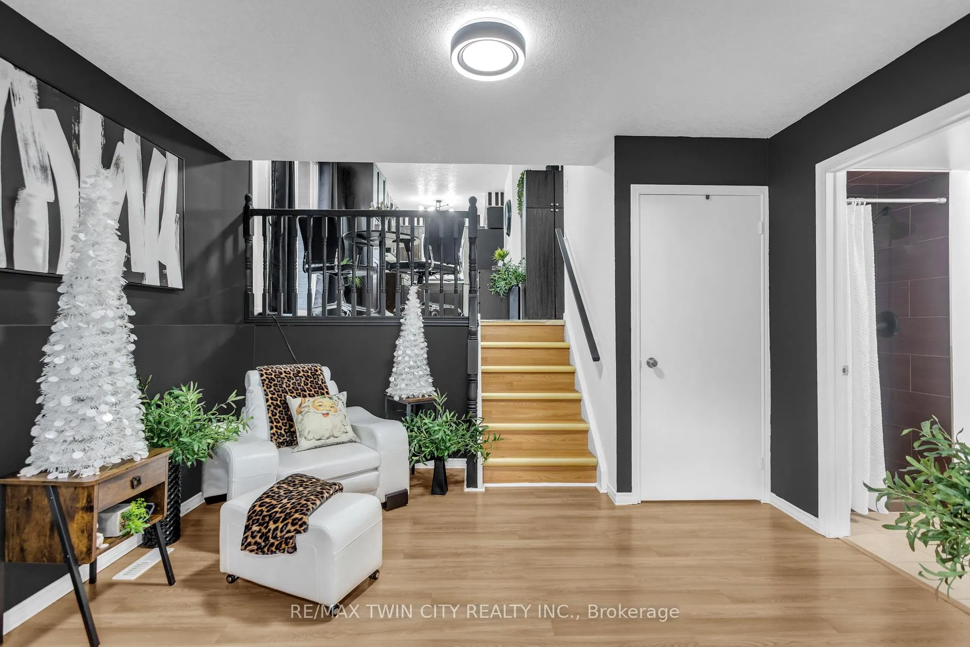 Photo 13 of 67 West Acres Crescent, Kitchener — HOMEH