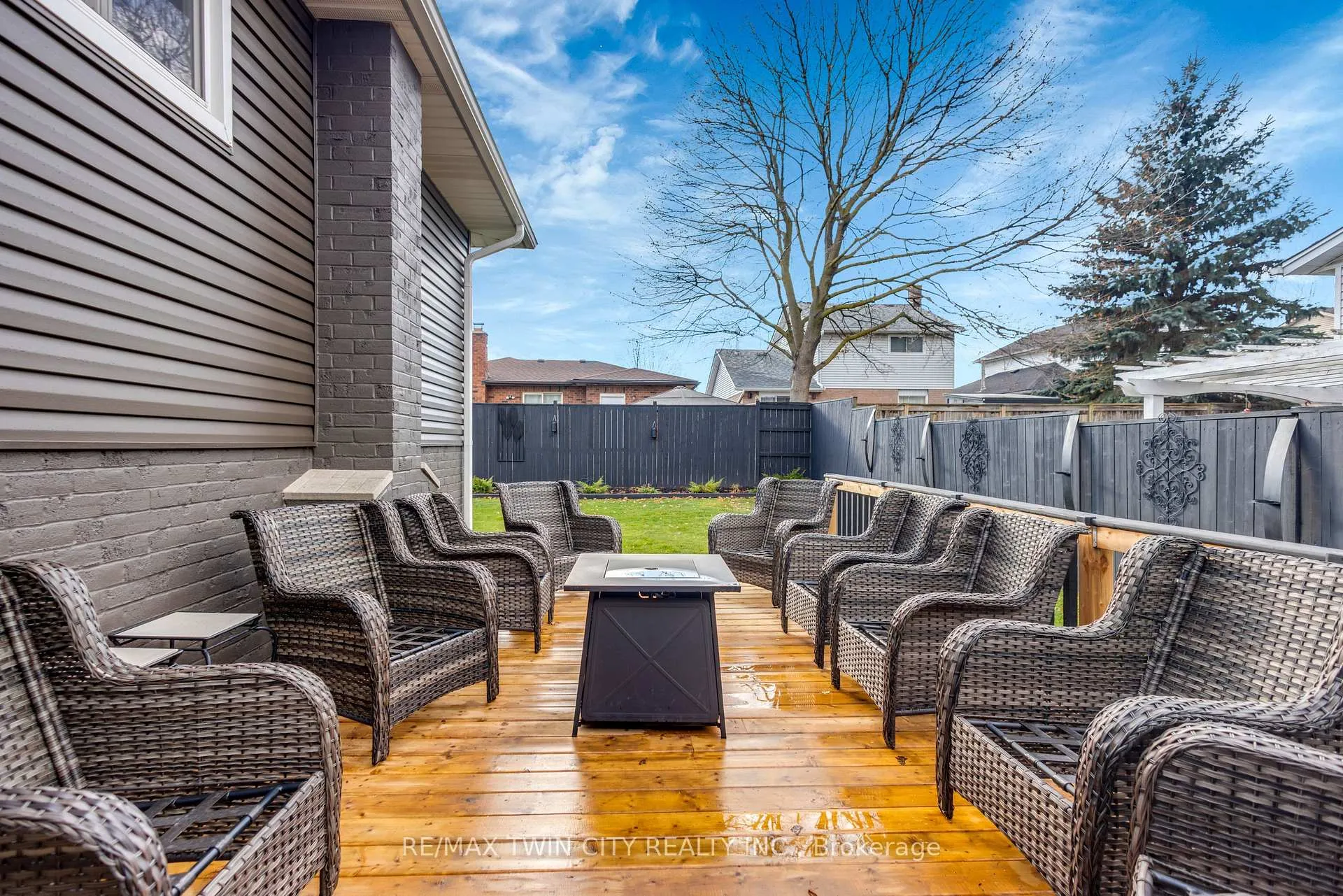 Photo 32 of 67 West Acres Crescent, Kitchener — HOMEH