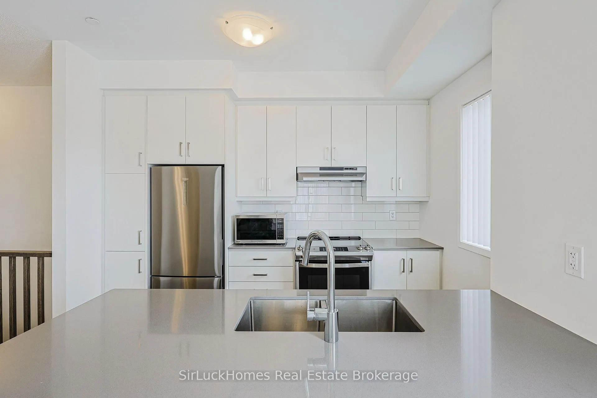Photo 15 of Unit 342, 100 Honeycrisp Crescent, Vaughan, Vaughan Corporate Centre — HOMEH