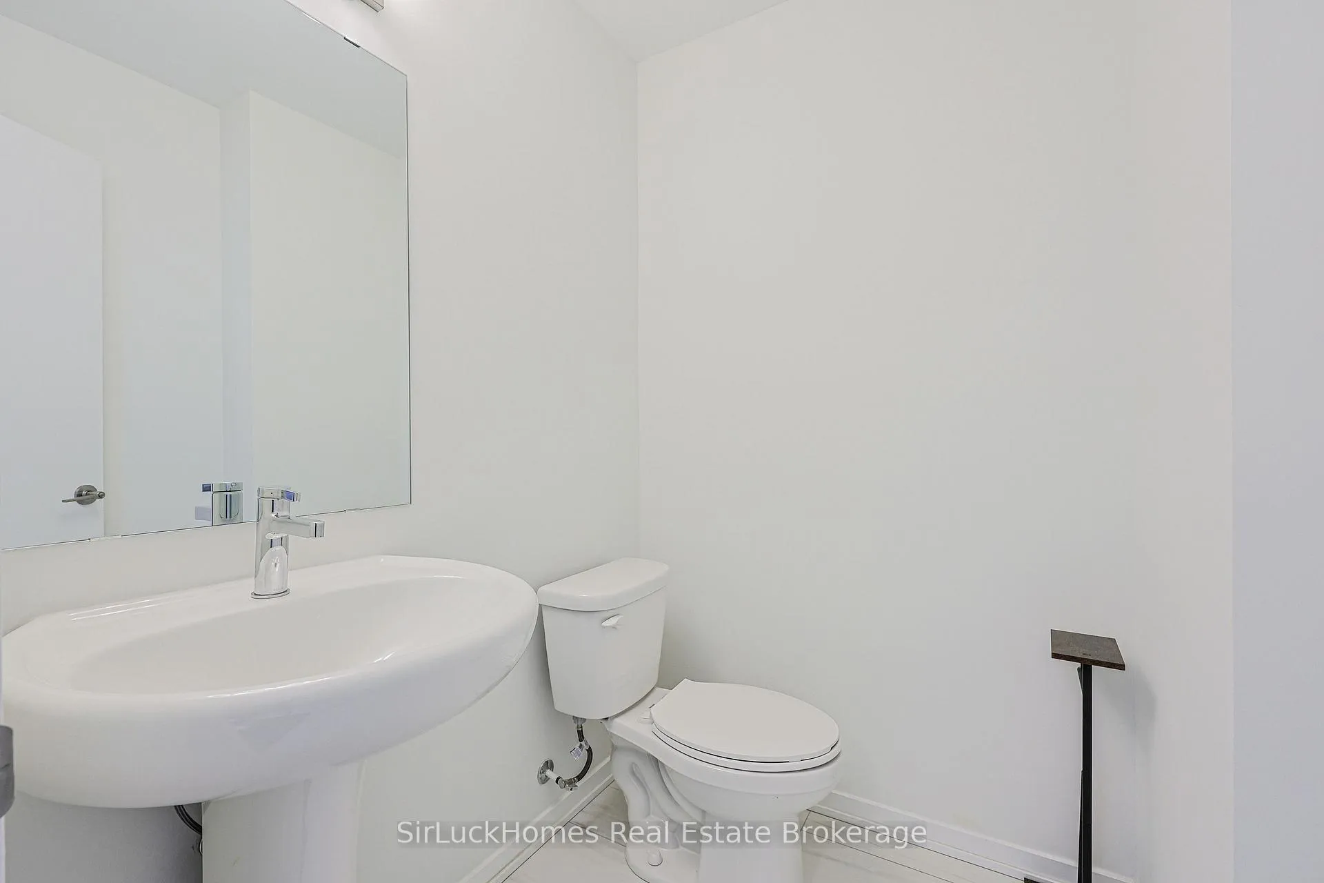Photo 17 of Unit 342, 100 Honeycrisp Crescent, Vaughan, Vaughan Corporate Centre — HOMEH