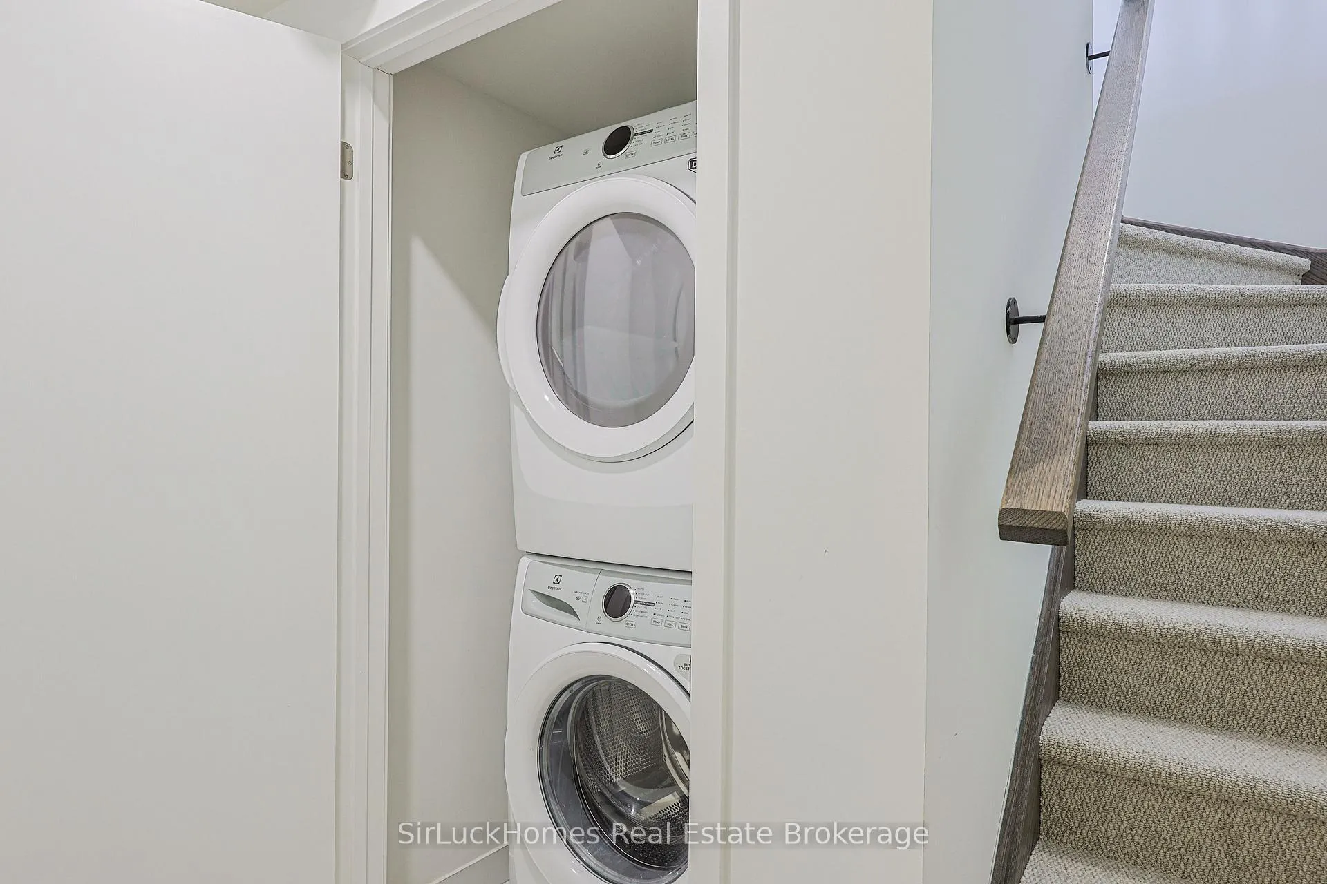 Photo 20 of Unit 342, 100 Honeycrisp Crescent, Vaughan, Vaughan Corporate Centre — HOMEH