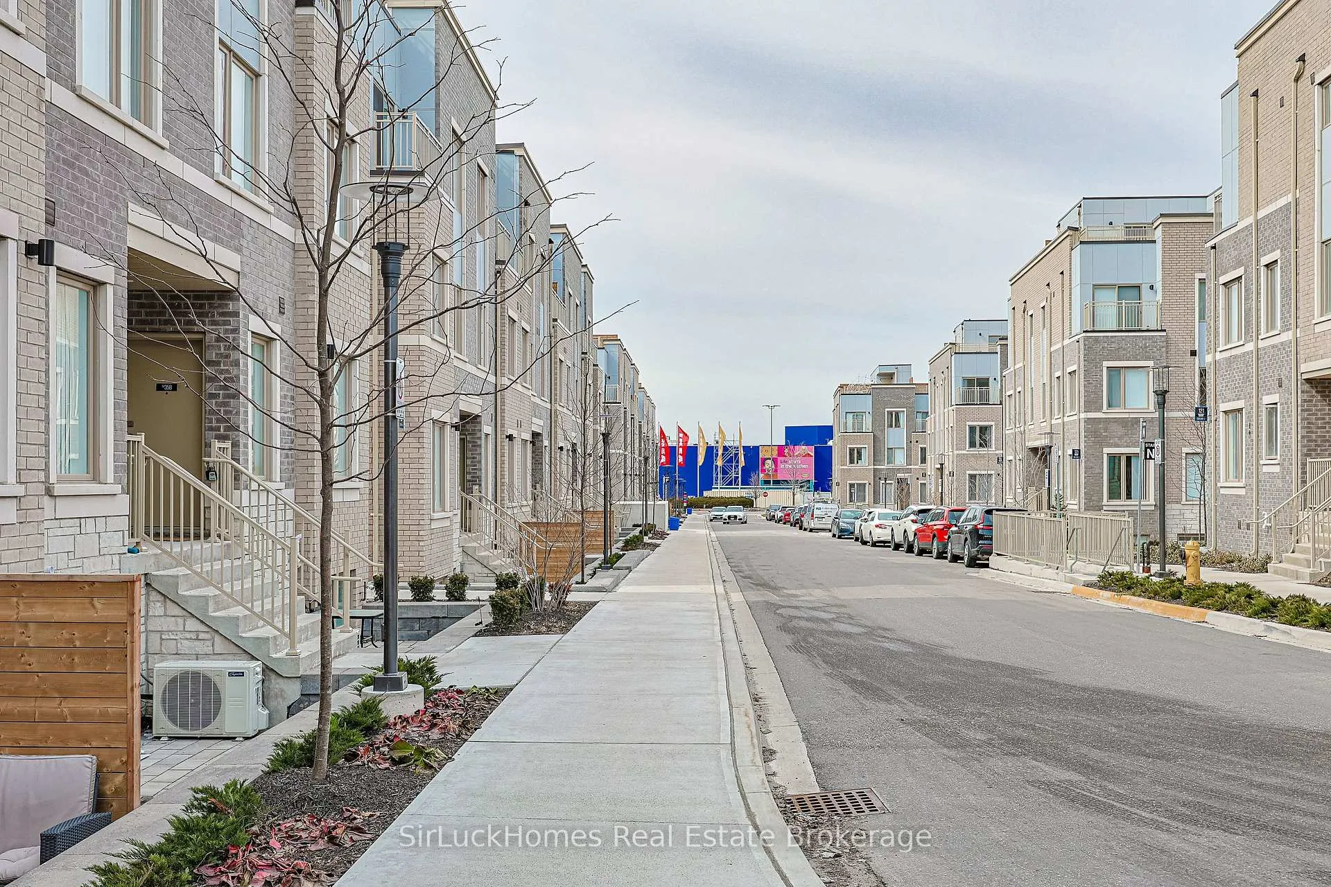 Photo 30 of Unit 342, 100 Honeycrisp Crescent, Vaughan, Vaughan Corporate Centre — HOMEH