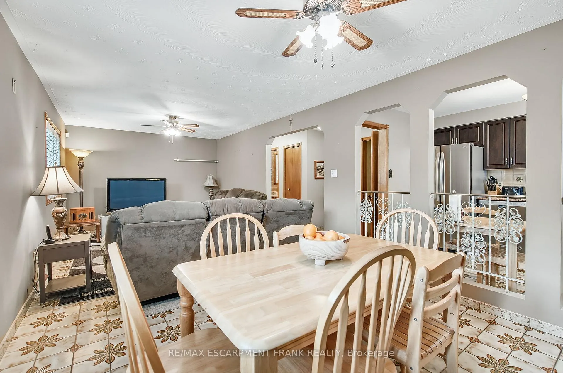 Photo 34 of 75 President Drive, Hamilton, Fruitland — HOMEH