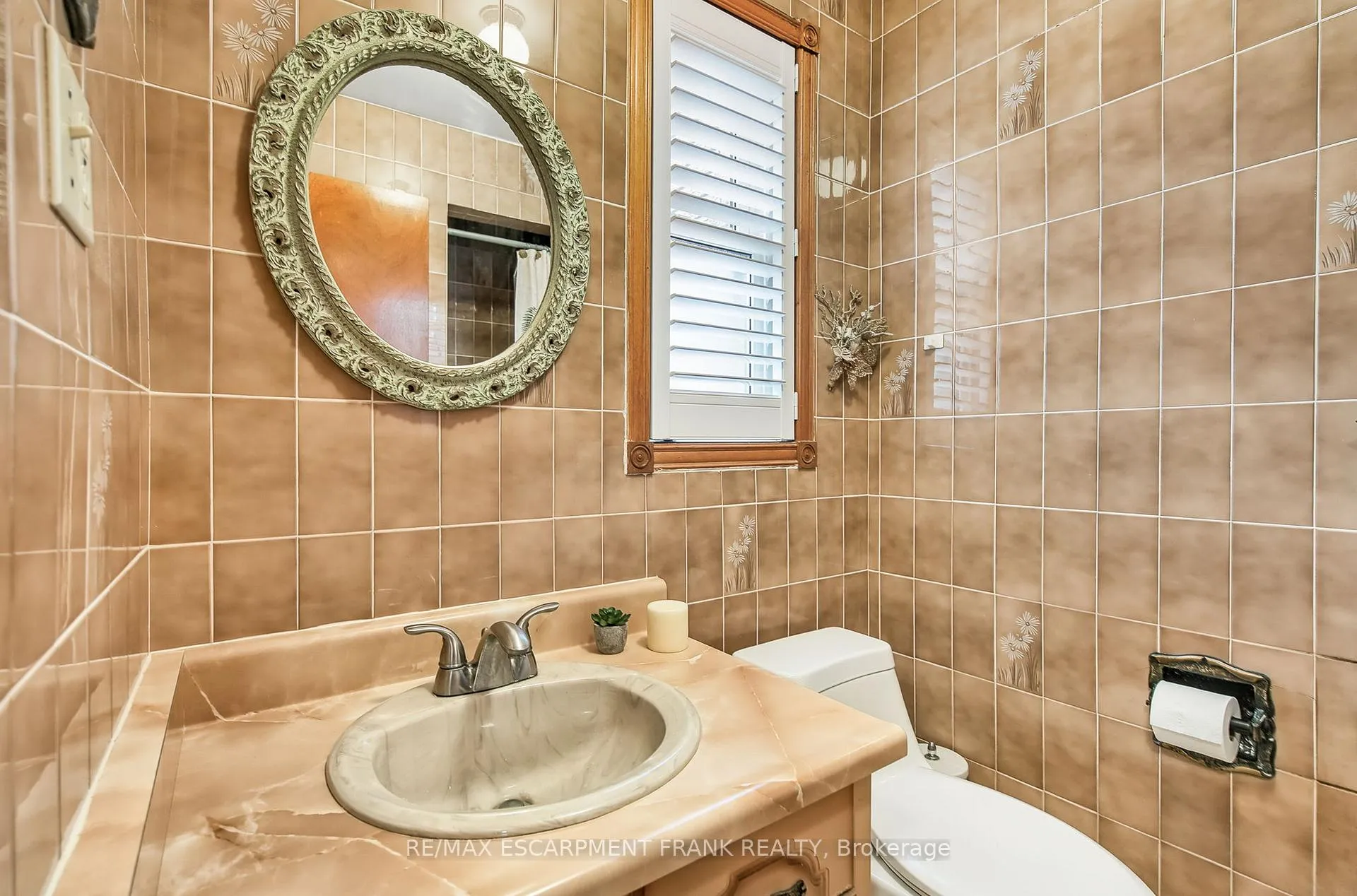 Photo 35 of 75 President Drive, Hamilton, Fruitland — HOMEH